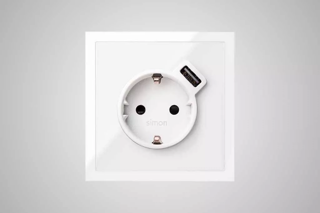 enchufe usb pared leroy merlin