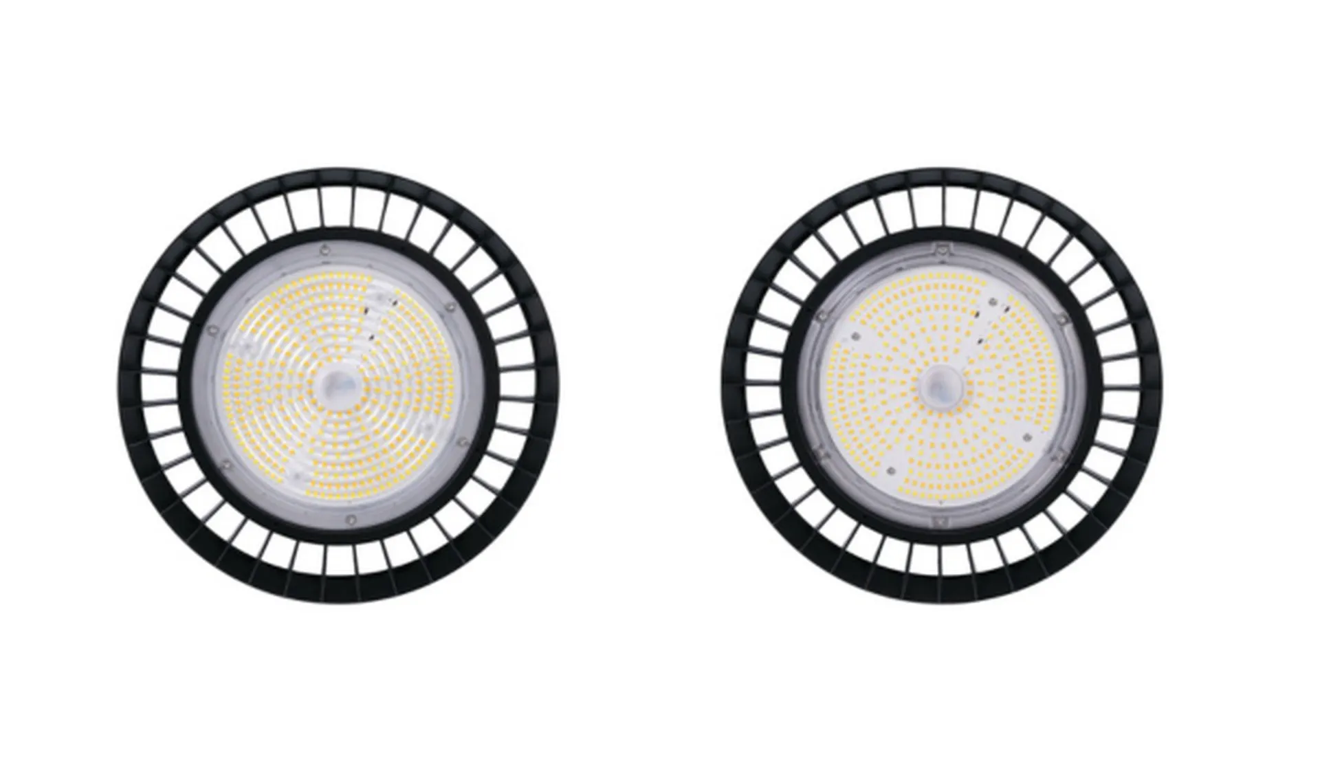 Dos ópticas de la luminaria industrial Simon 819 vistas desde abajo mostrando los LEDs — óptica de 90° y óptica de 120°