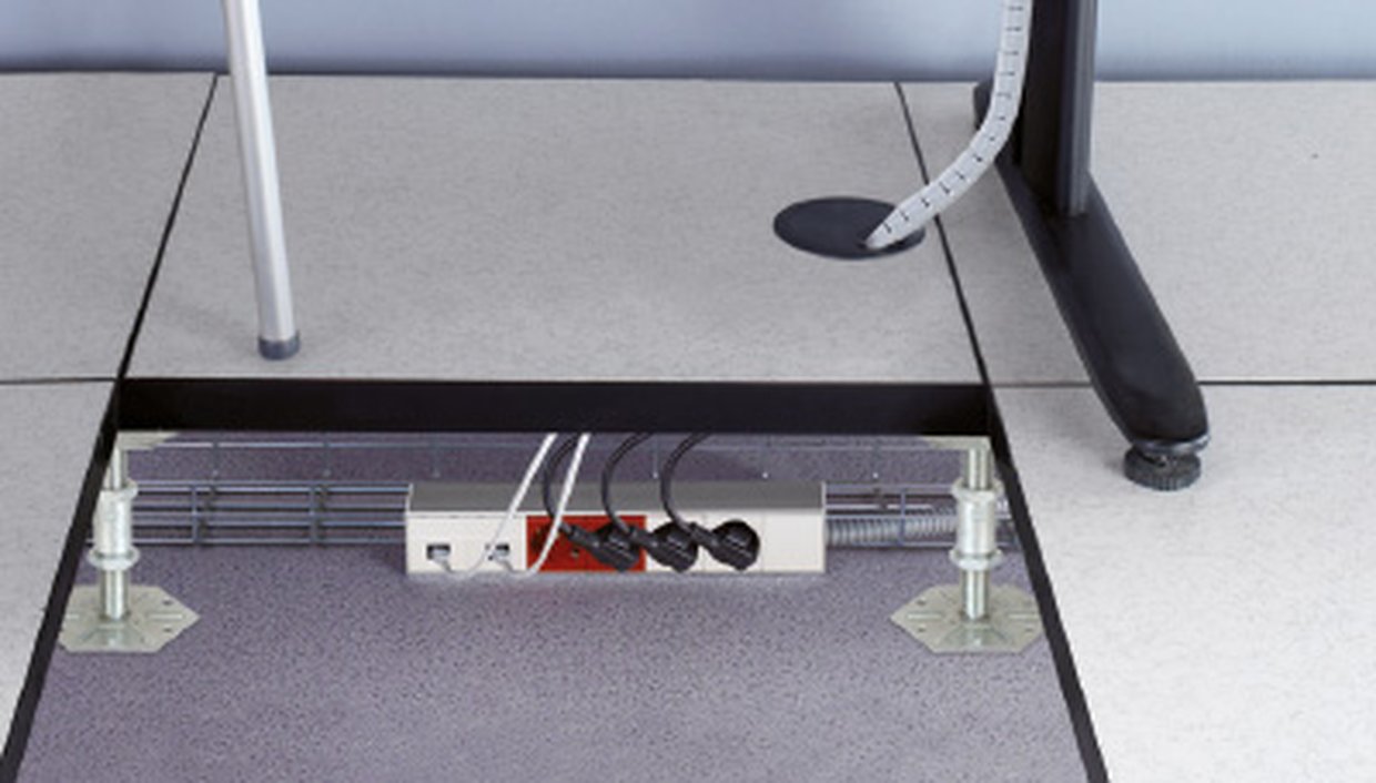Simon K45 Ofiblock Compact installed in office raised floor