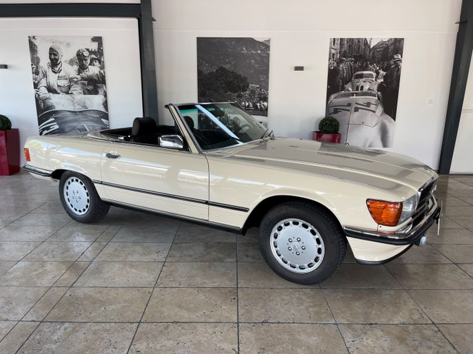 Mercedes_560SL