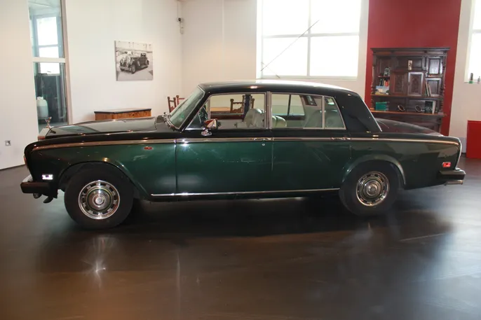 89 Rolls-Royce Silver Shadow II