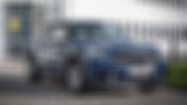 Über uns - Auto im GARANTA Firmenbranding