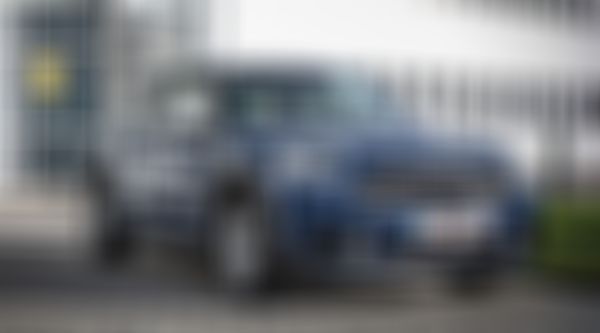 Über uns - Auto im GARANTA Firmenbranding