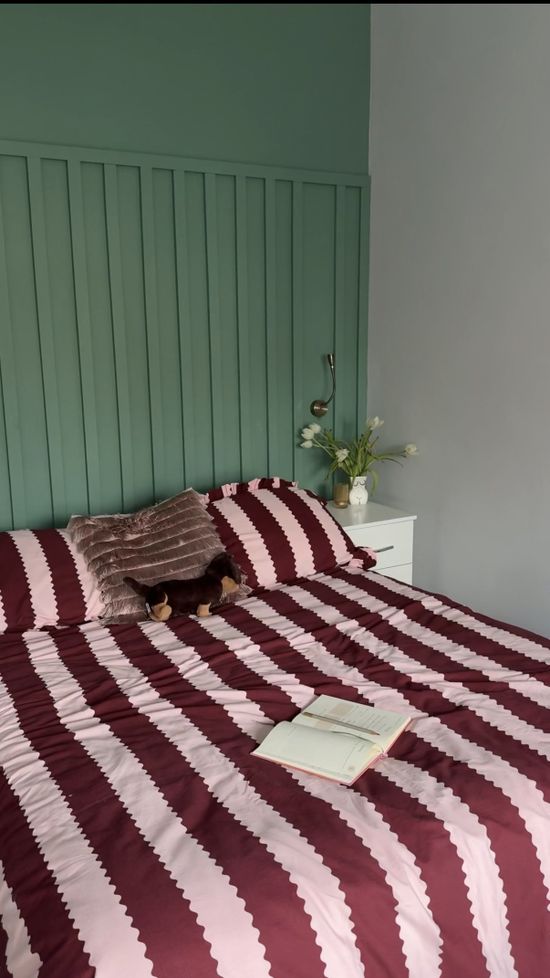 Raspberry Ripple Birdie Bedding
