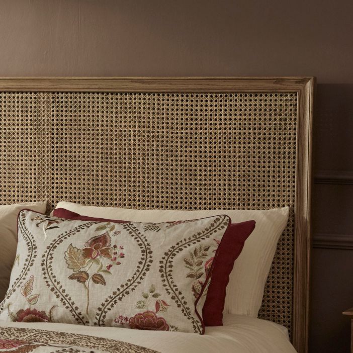 Rattan Beds