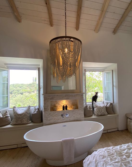 Styled by @graceingreece