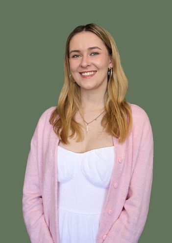 Meet the team_Emily