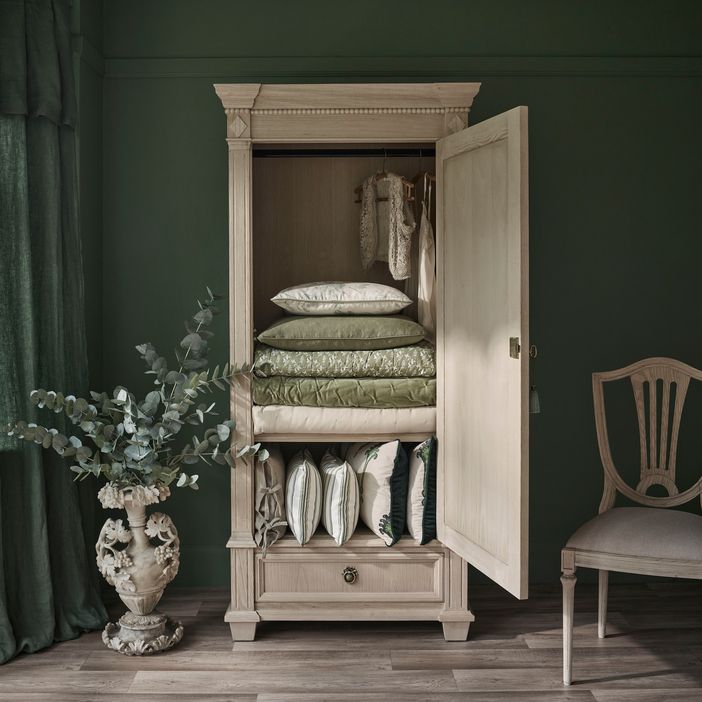Armoires & Wardrobes