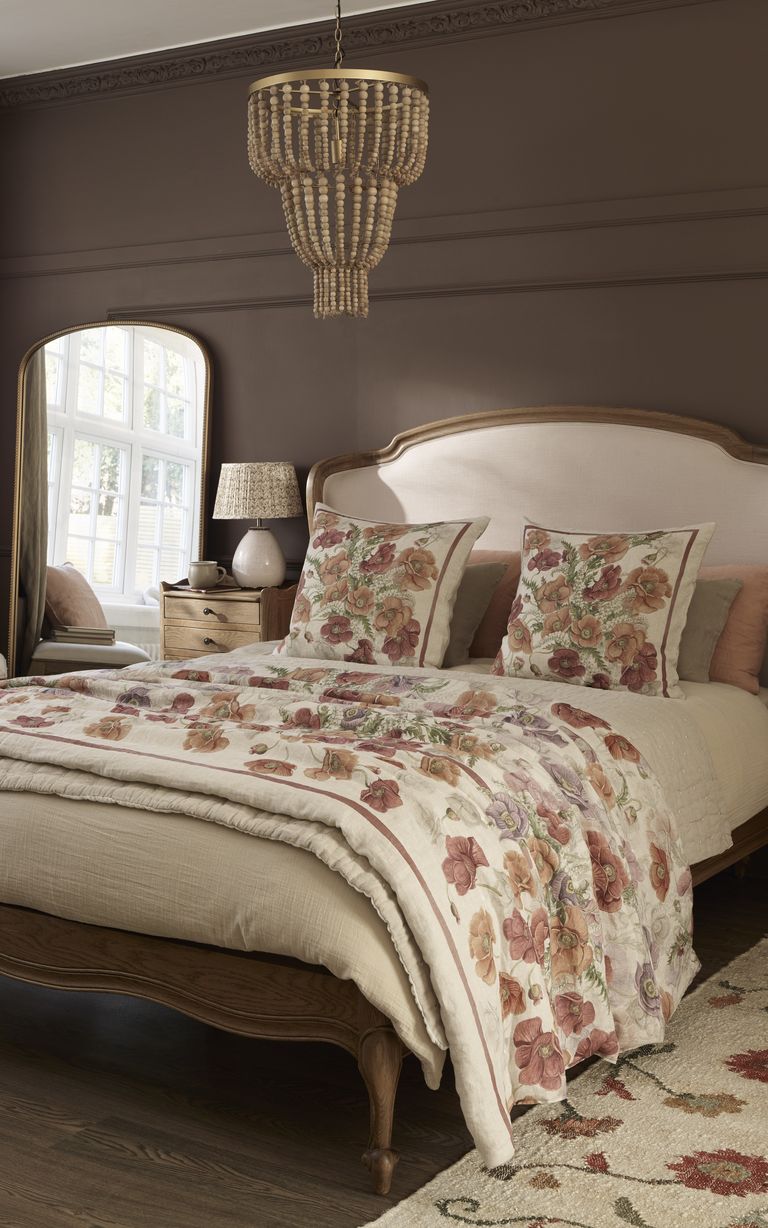 Cocoon Linen Upholstered Bed