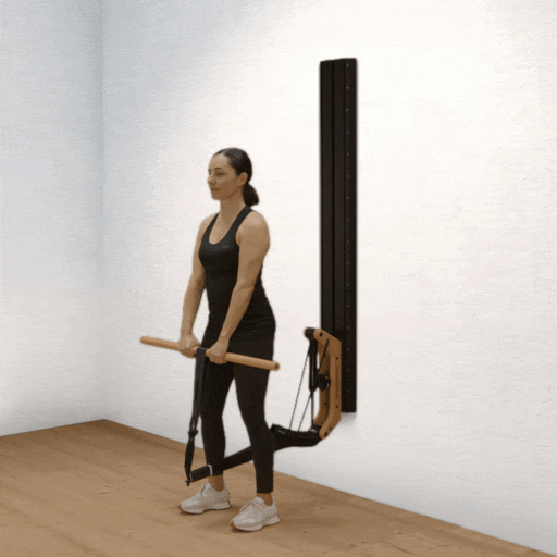 Rowing upright with a tight grip