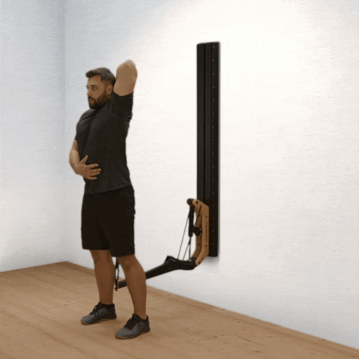 Triceps exercise with grip band one-armed