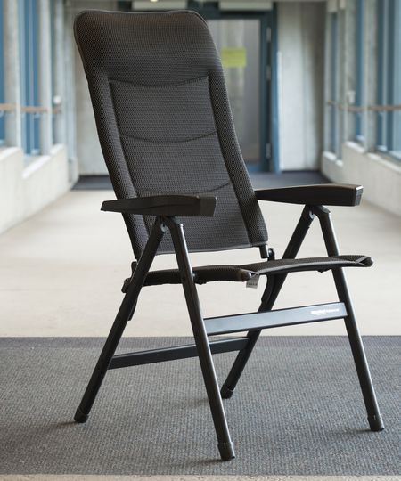 Havestol med høj ryg