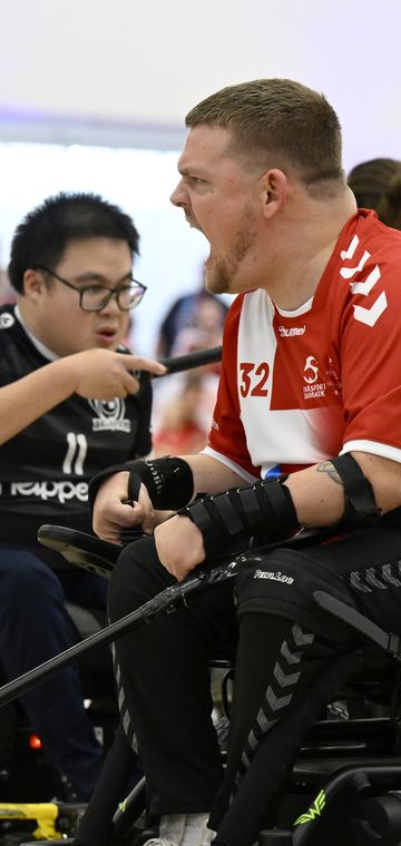 EM i powerchair hockey