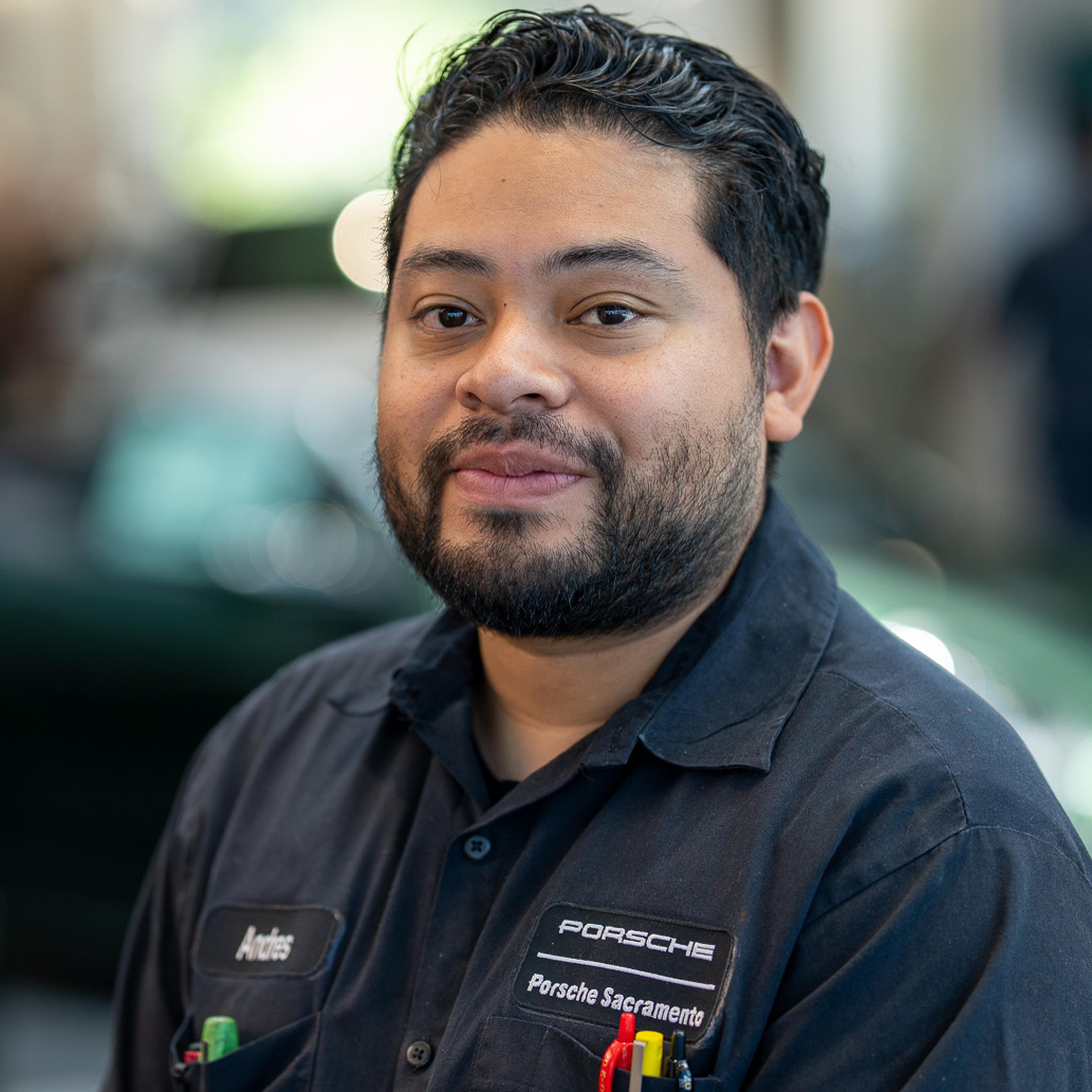 Photo of Andres Mendez