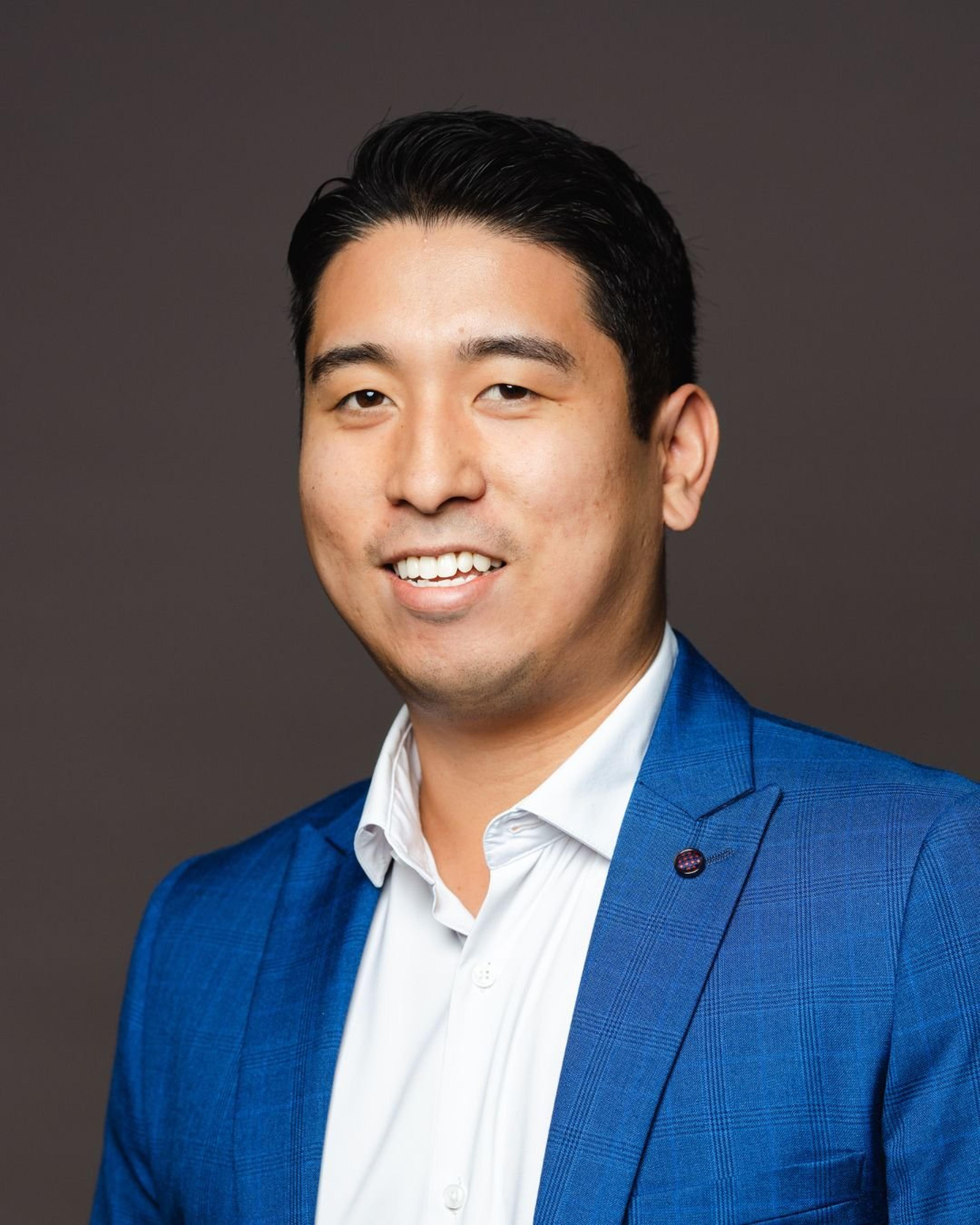 Photo of Robert Dela Cruz