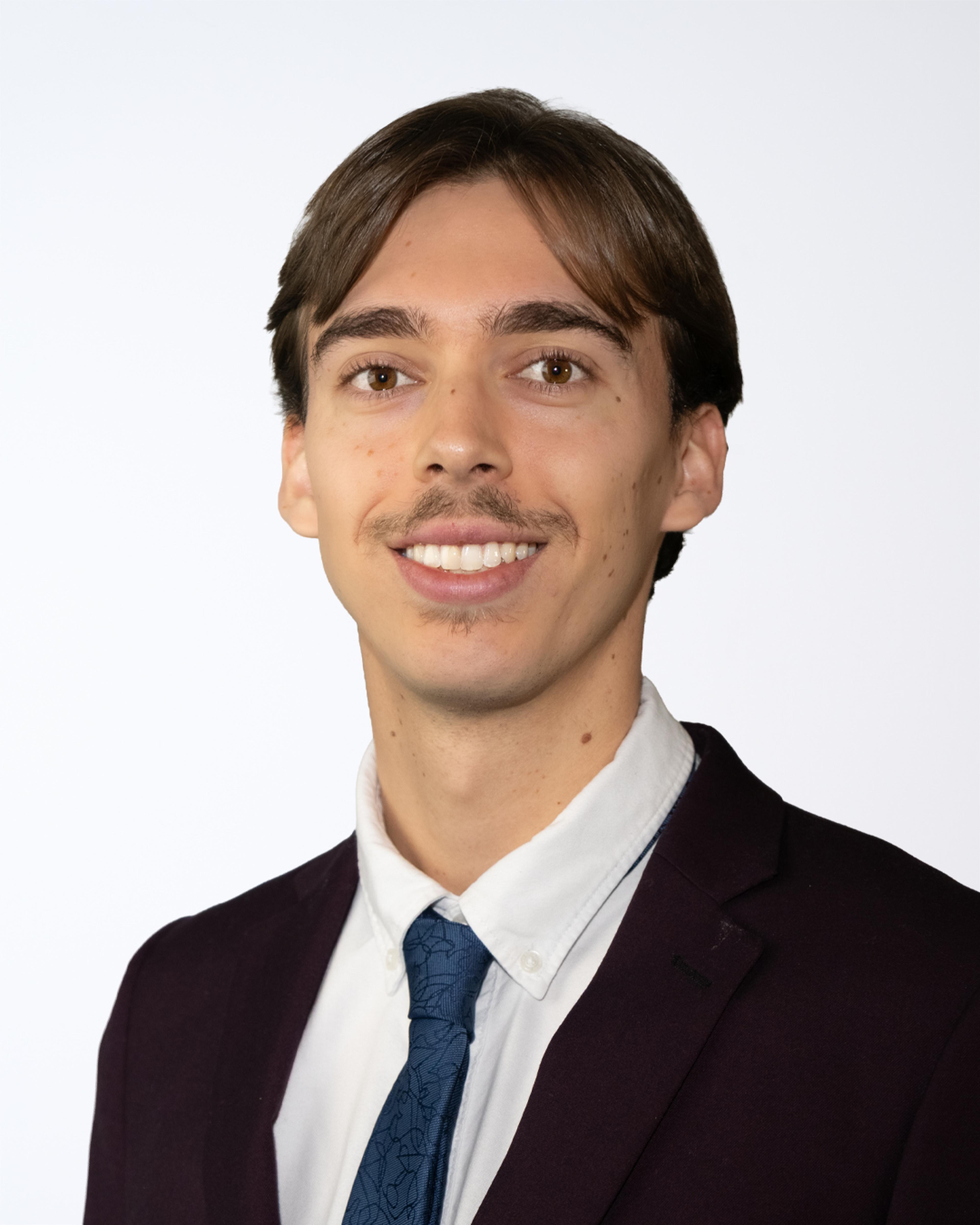 Photo of Dante Deslauriers