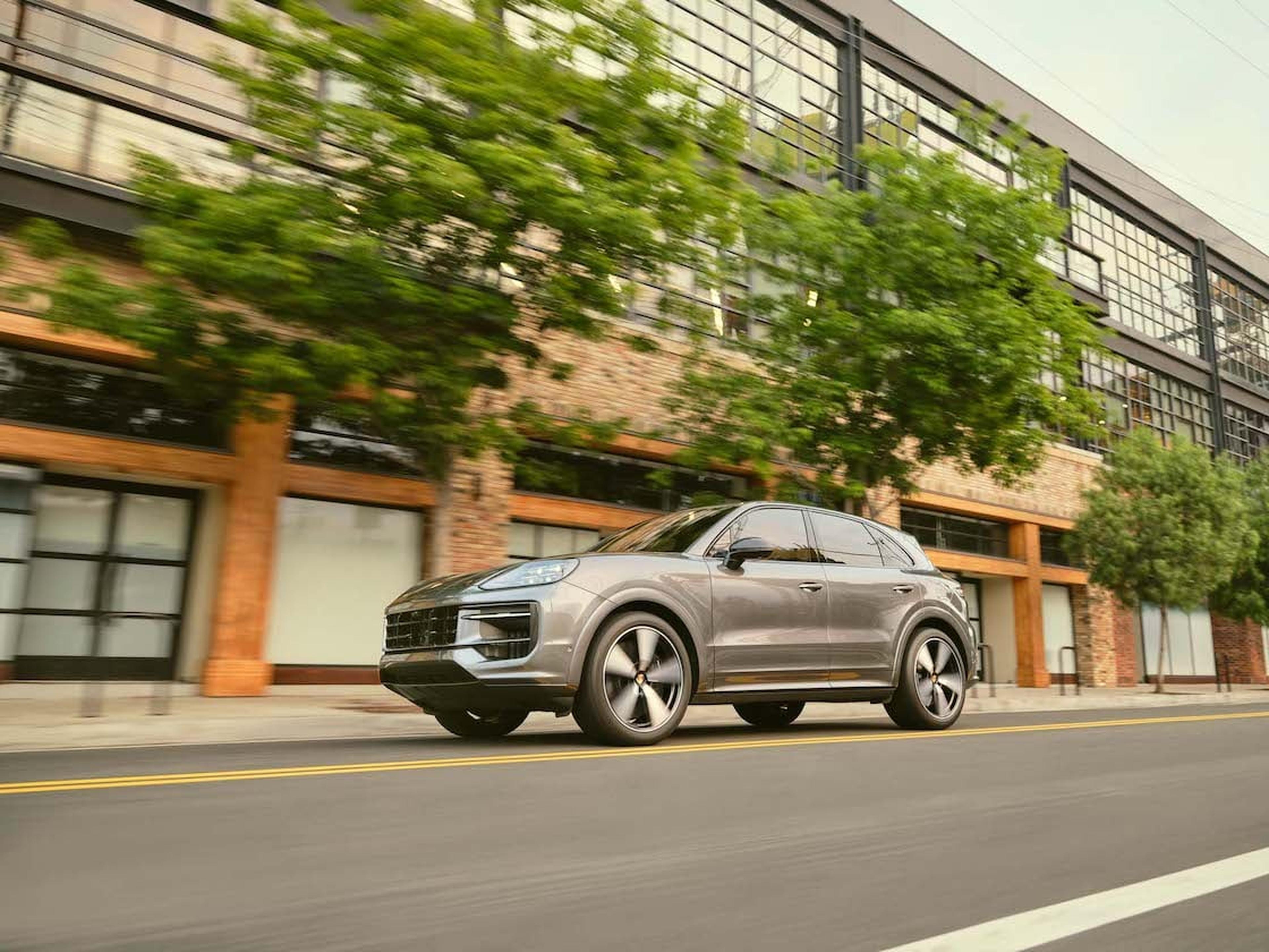 Executive Driven Courtesy Cayenne