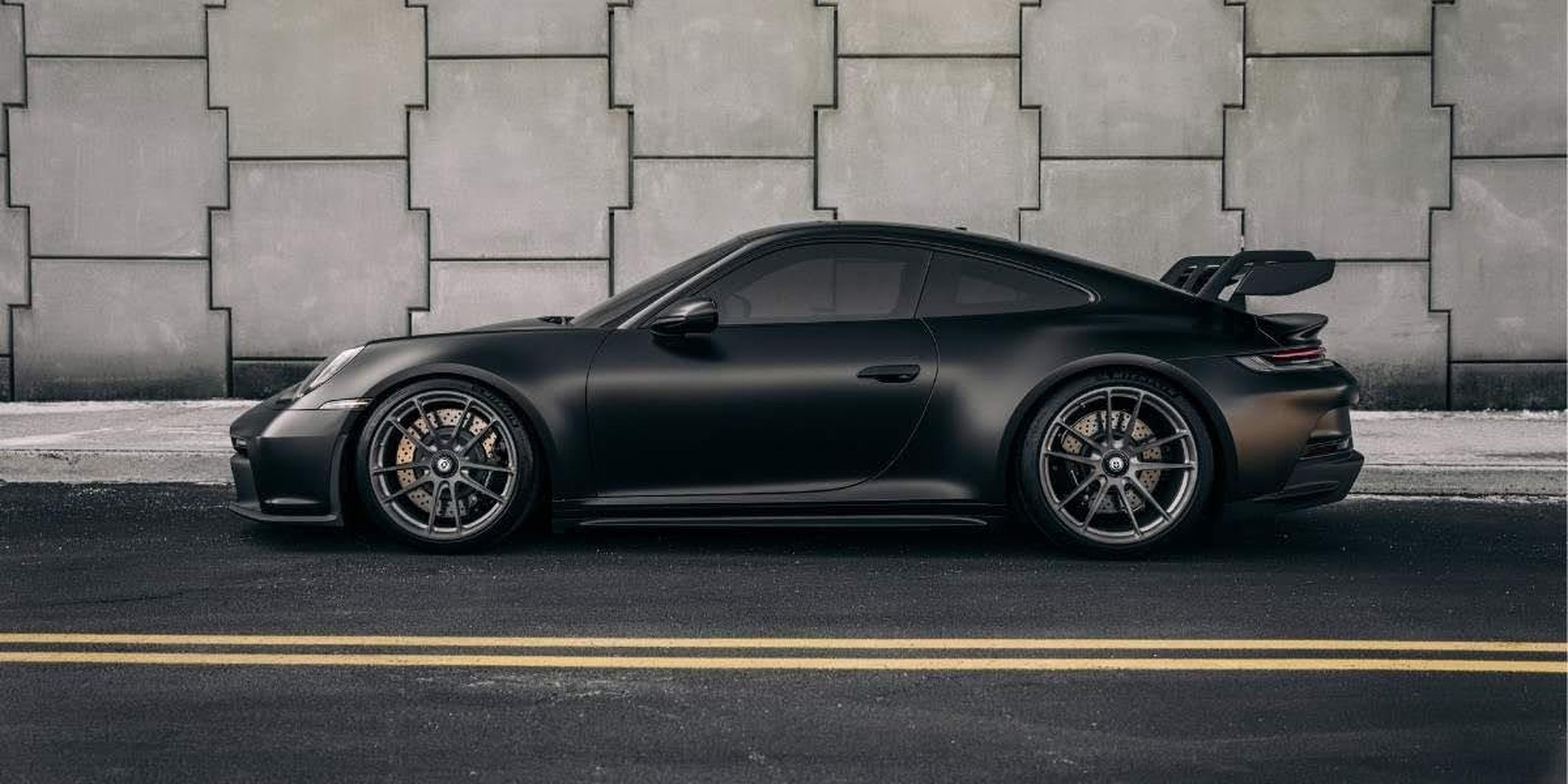 Custom Porsche Guide: How to Build Your Own Porsche With the Right Options