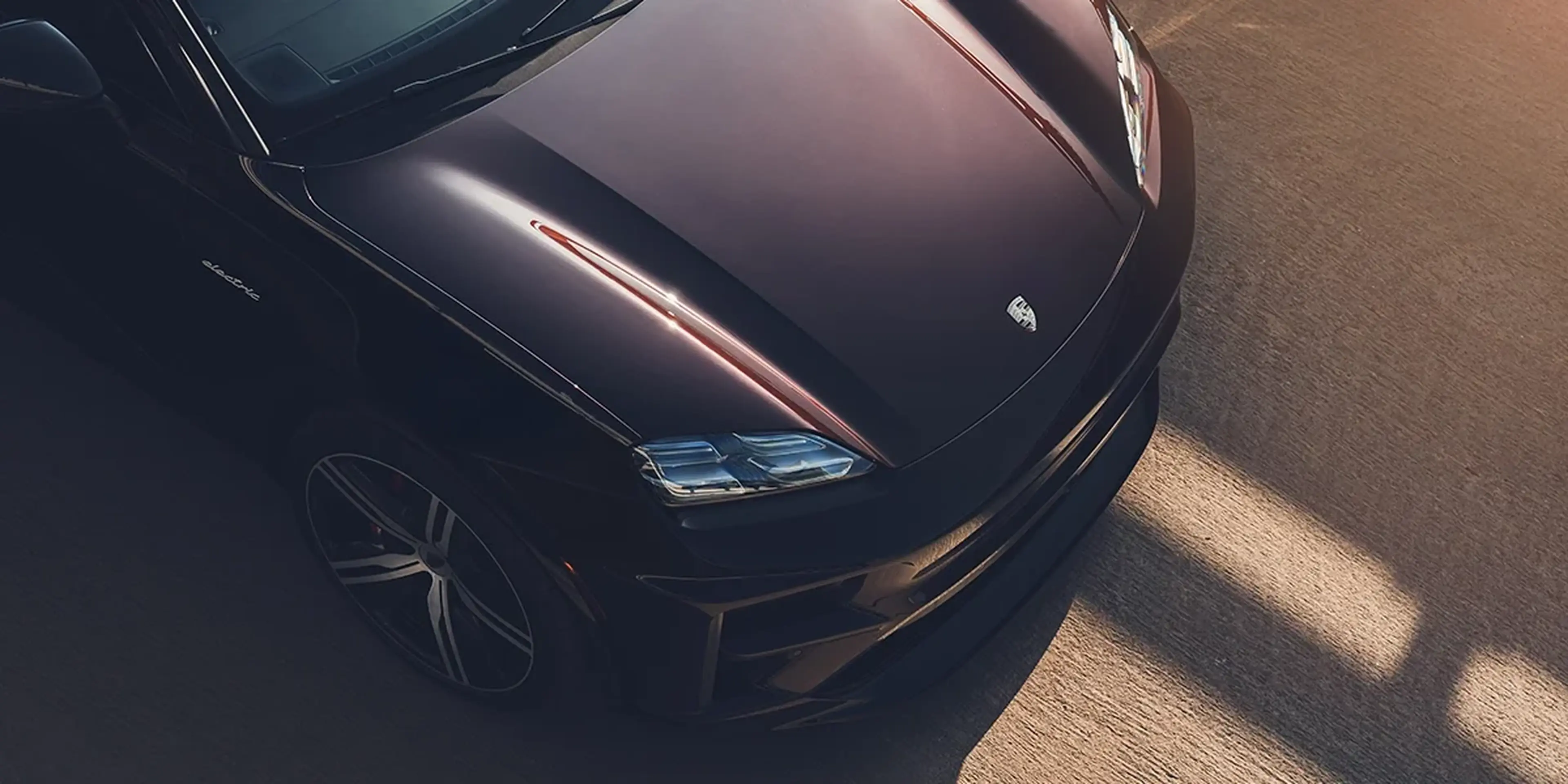2025 Porsche Macan Turbo Electric light bar detail