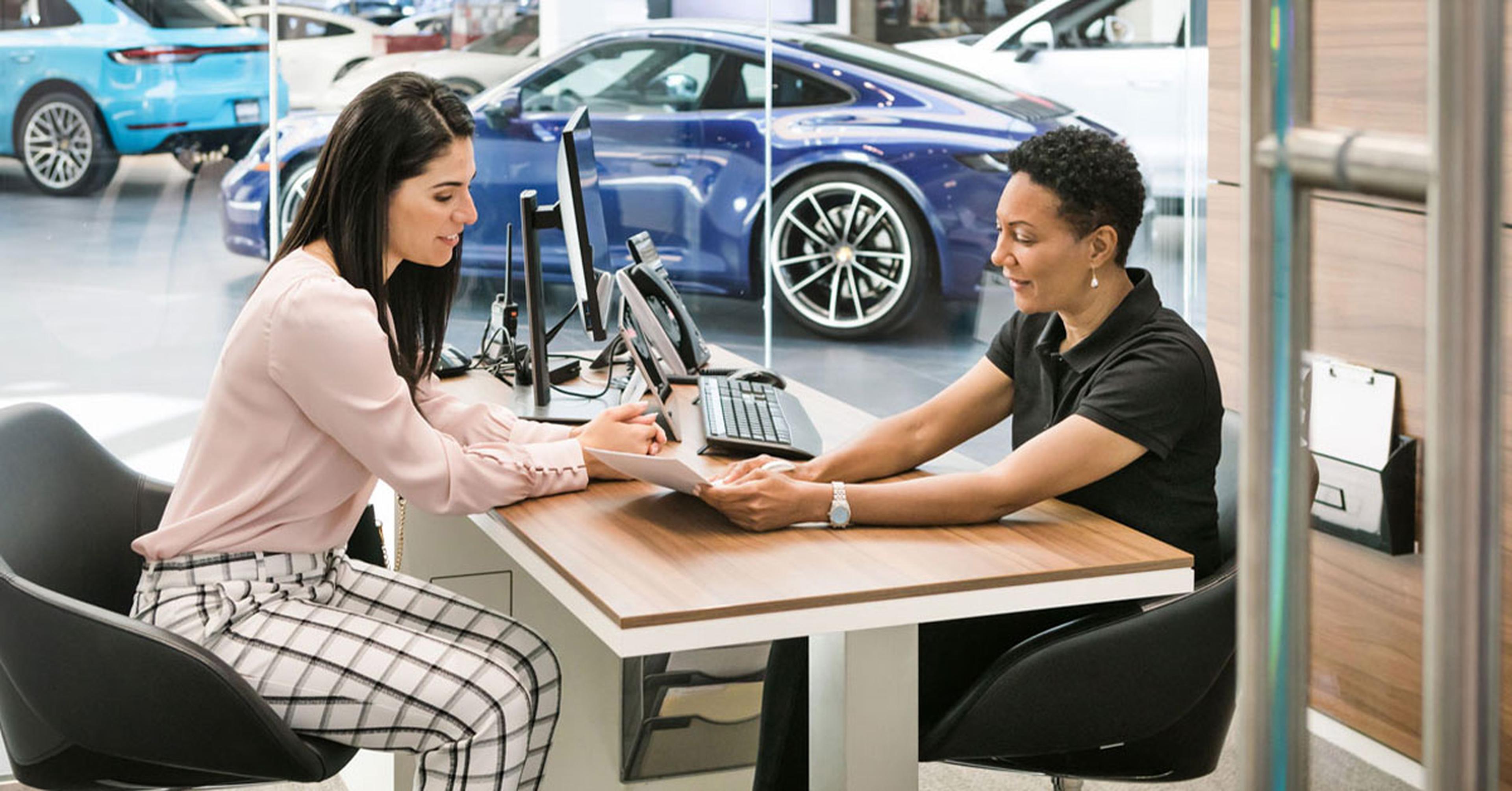 porsche dealership customer