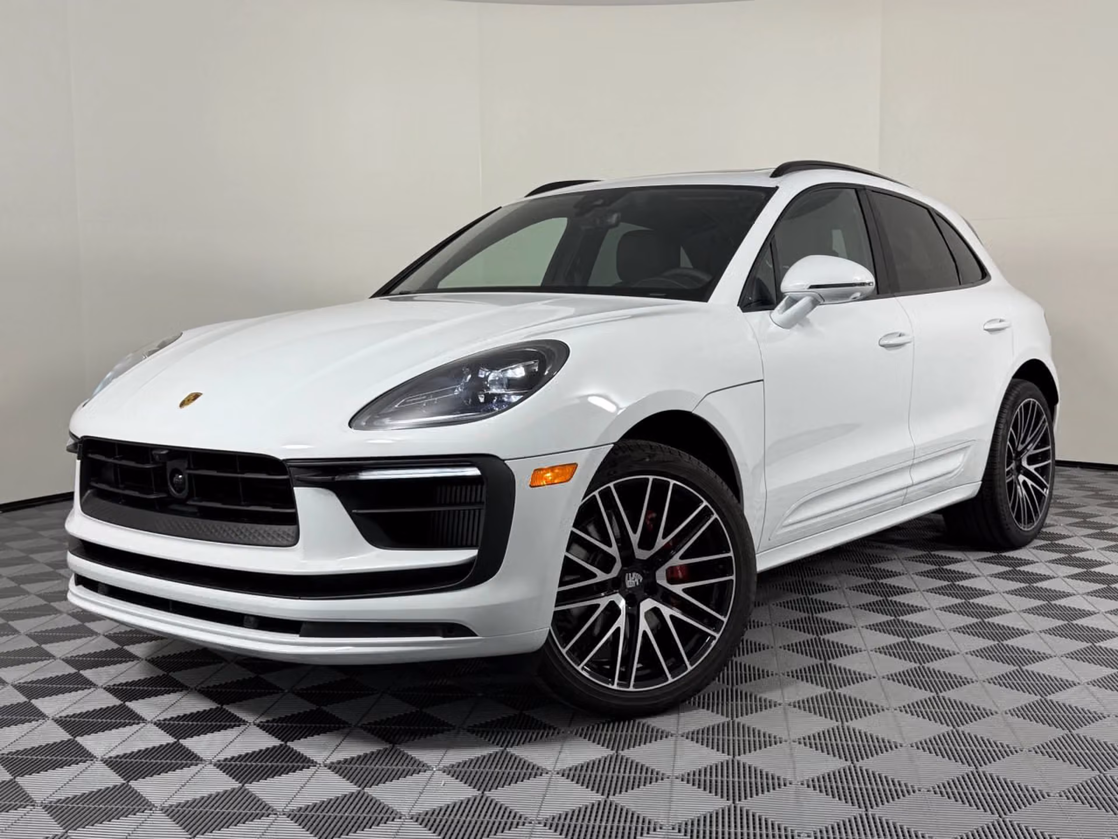 2026 Porsche Macan S