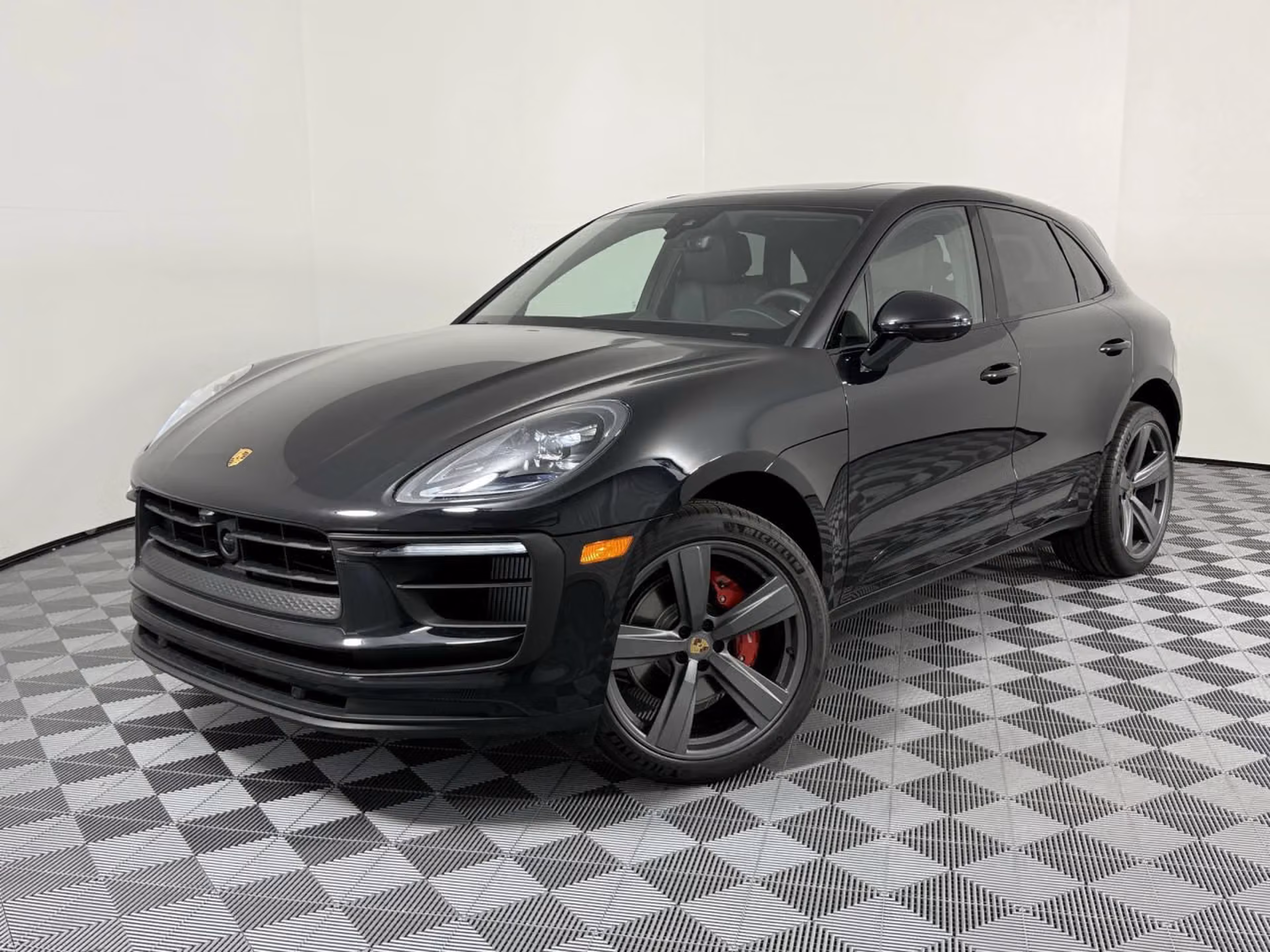2026 Porsche Macan S Executive Demo
