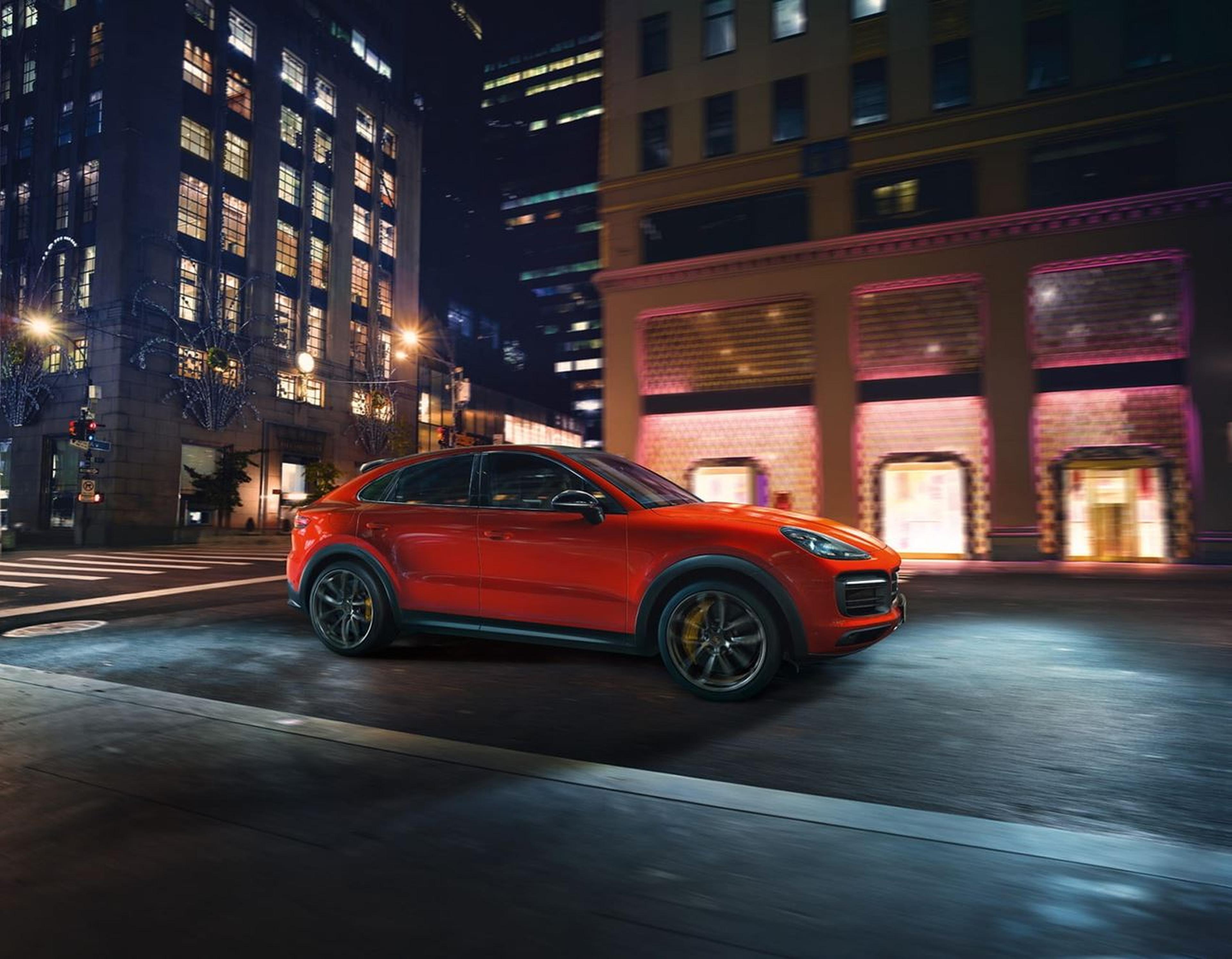 2023 Porsche Cayenne vs Audi Q7