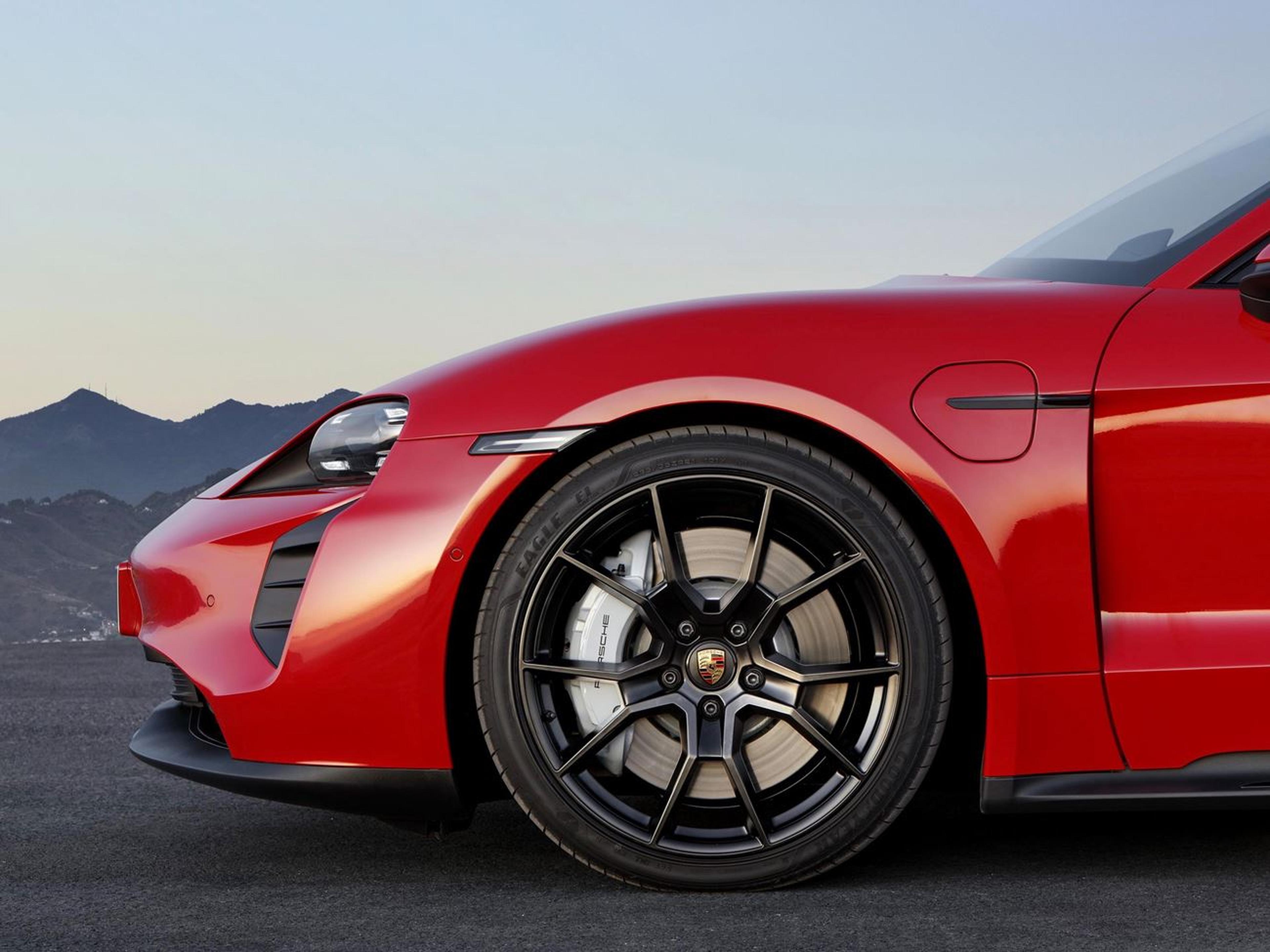 2023 Porsche Taycan