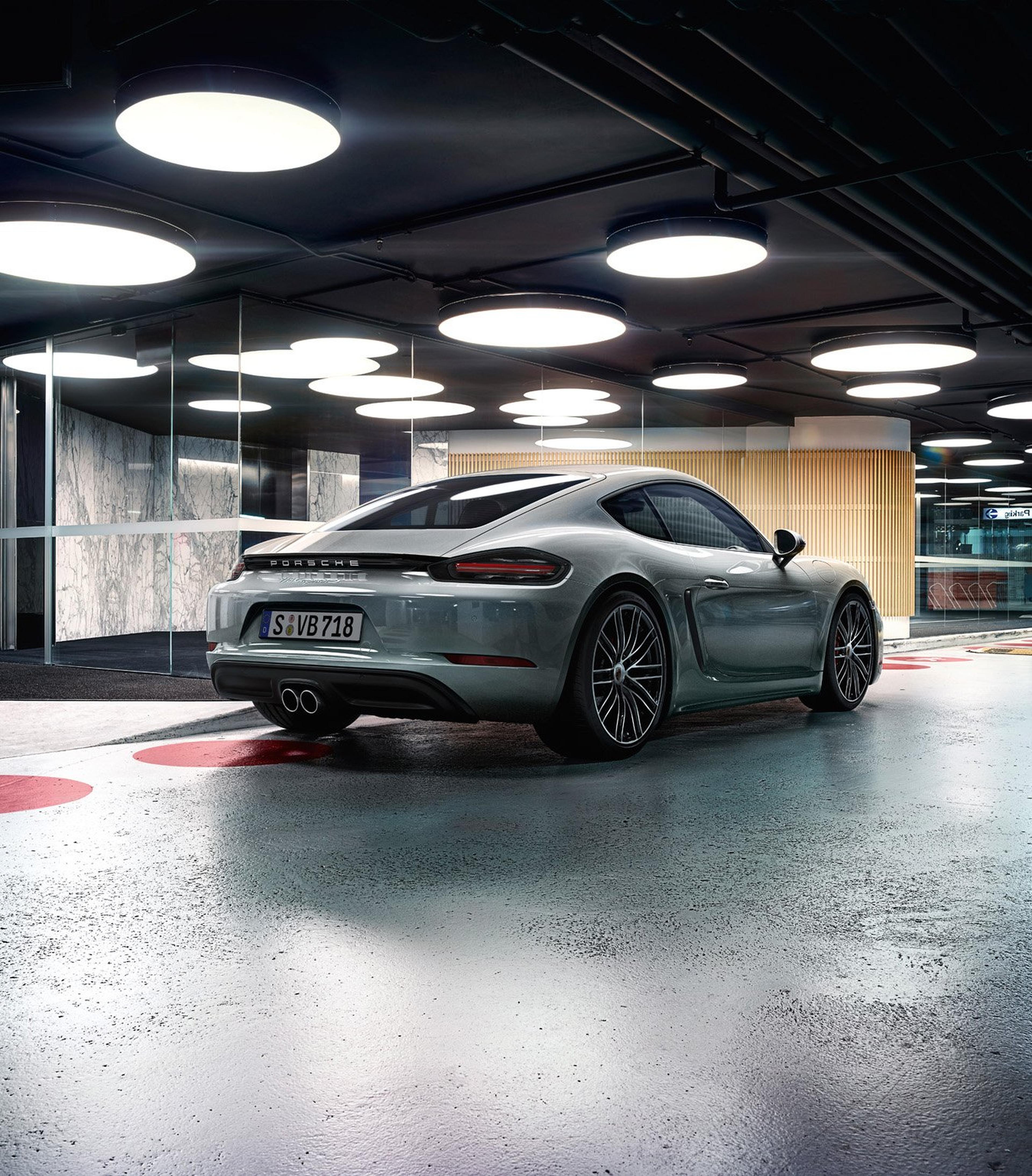 718 Cayman