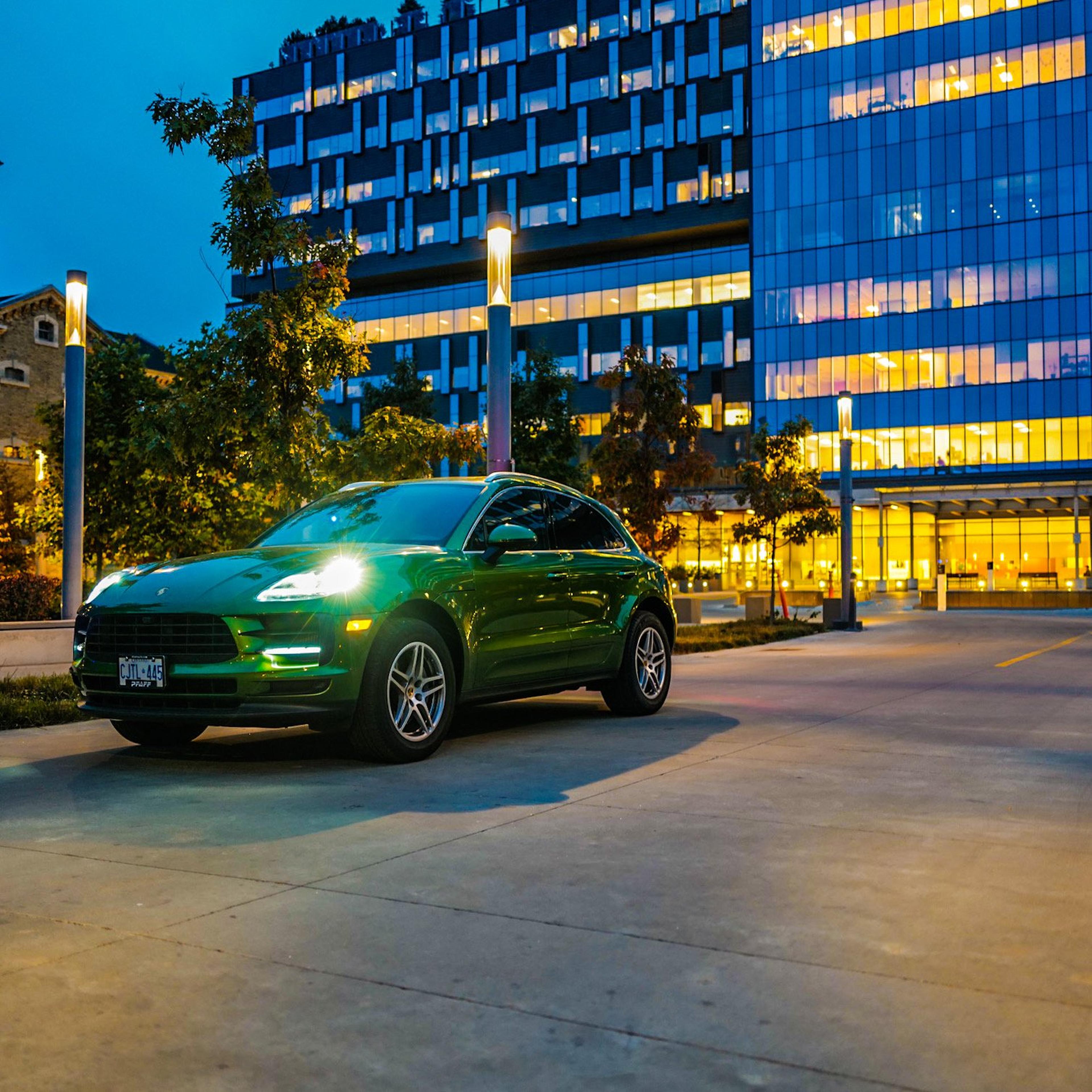 Certified Pre-Owned Macan