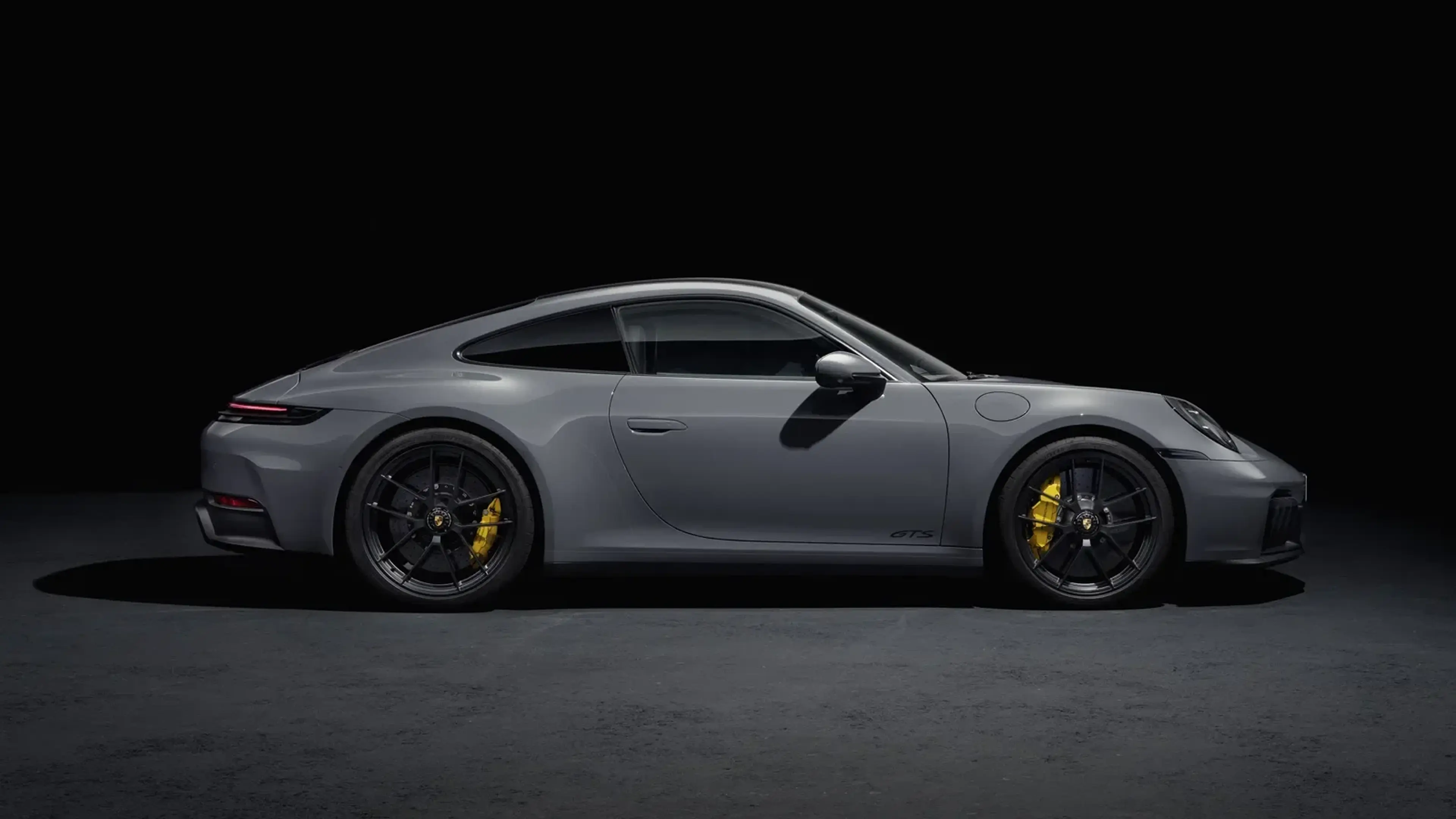 2025 Porsche 911 Carrera GTS side profile