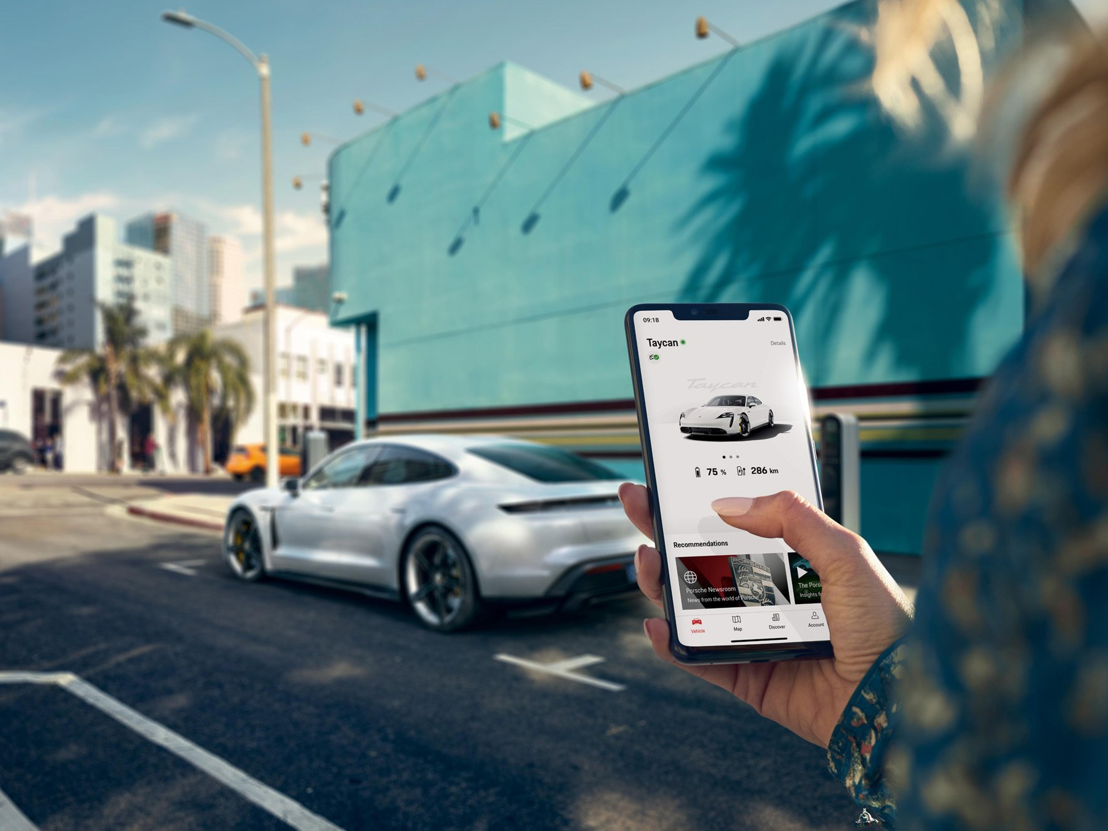 Porsche Connect