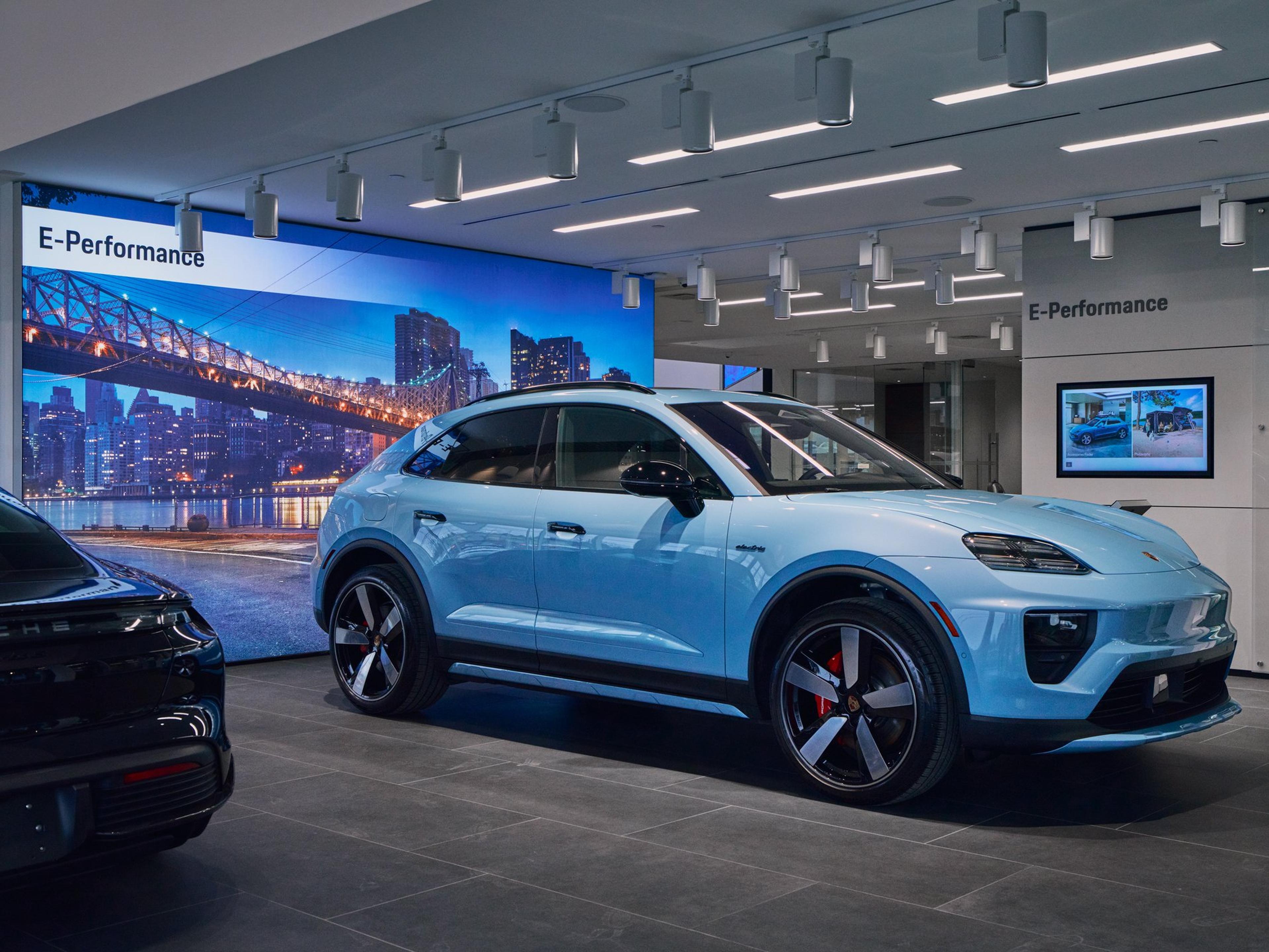 Porsche Experience Centre E-Performance Presentation