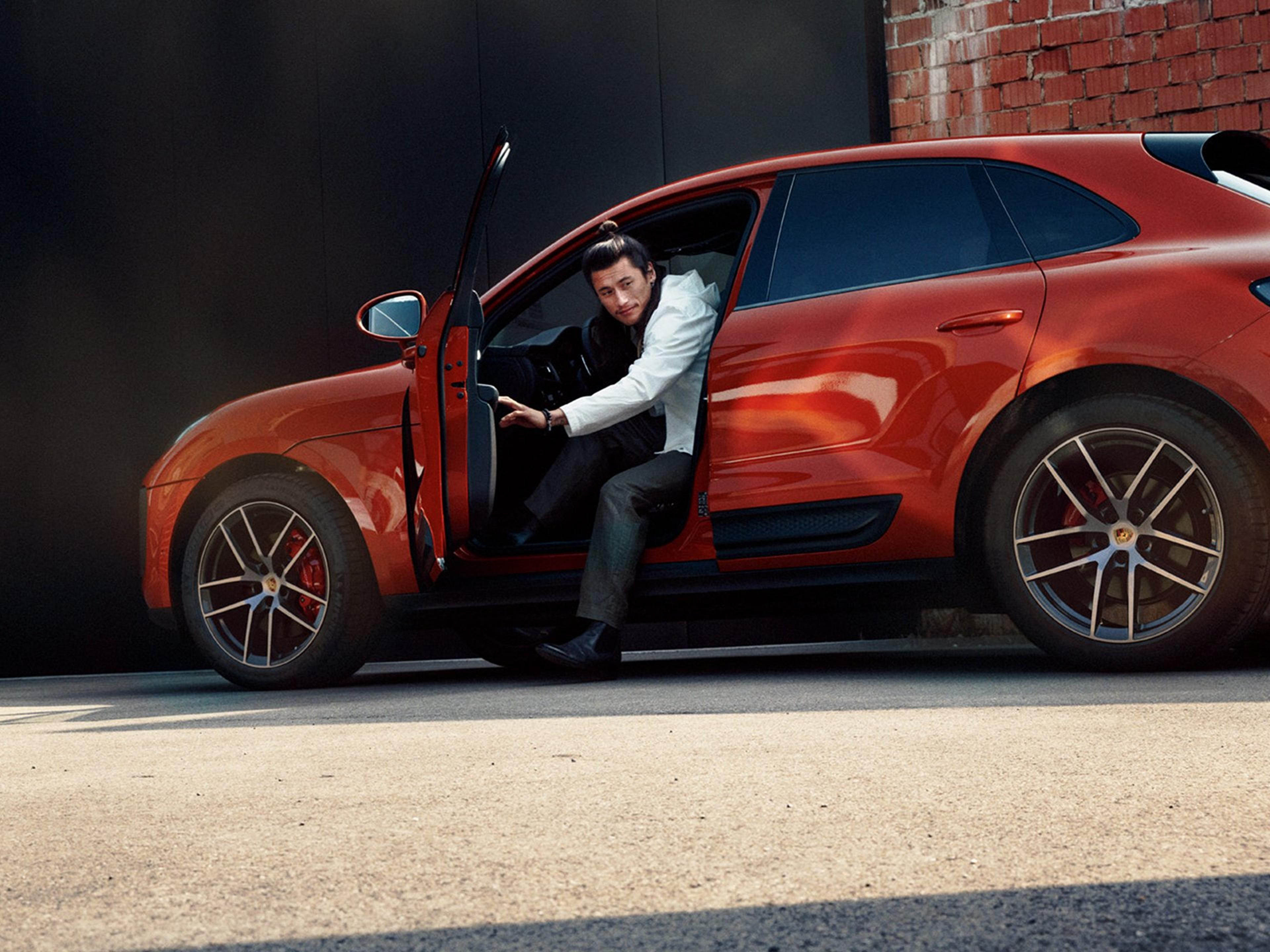2023 Macan Offer