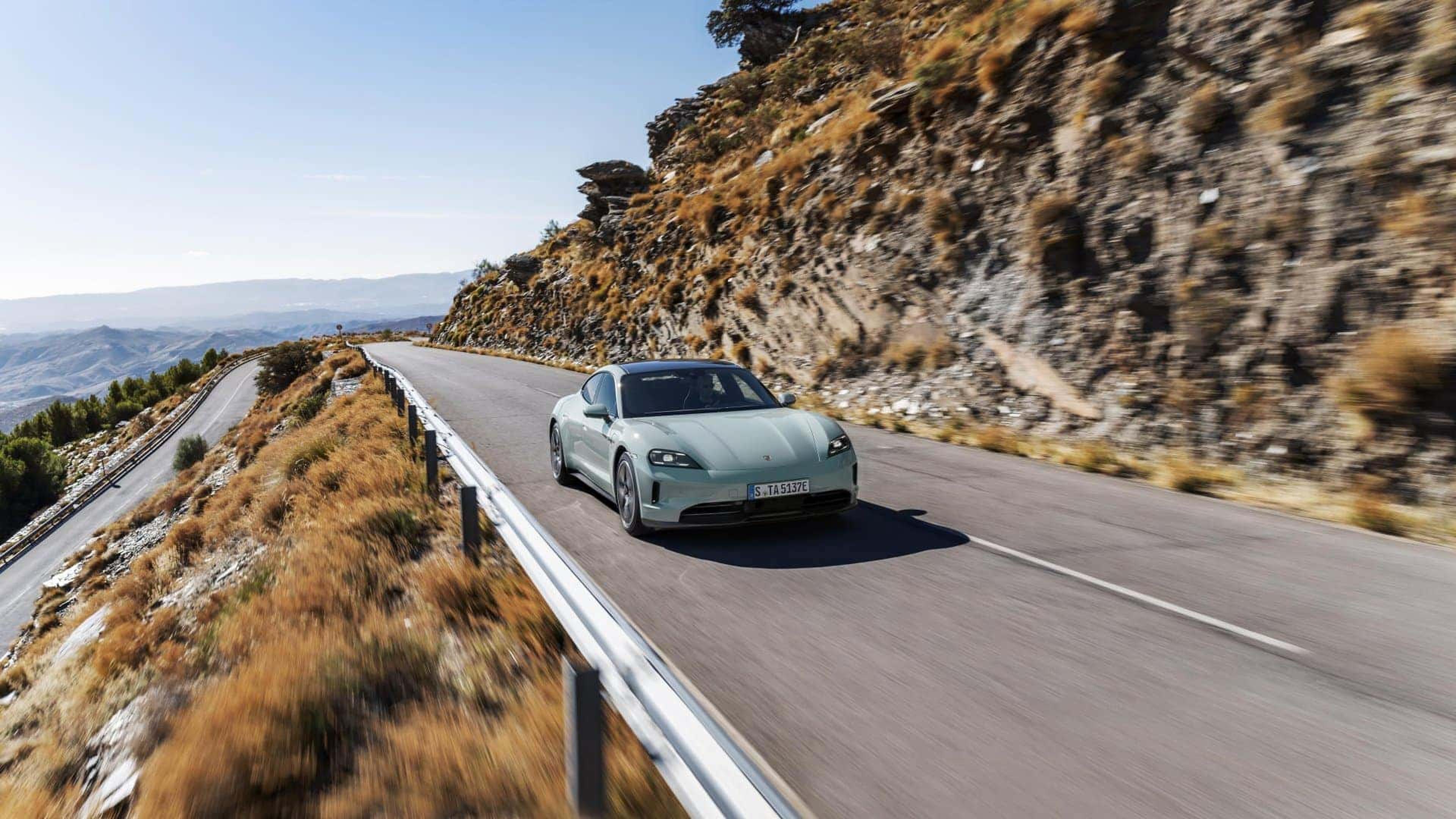2025 Porsche Taycan