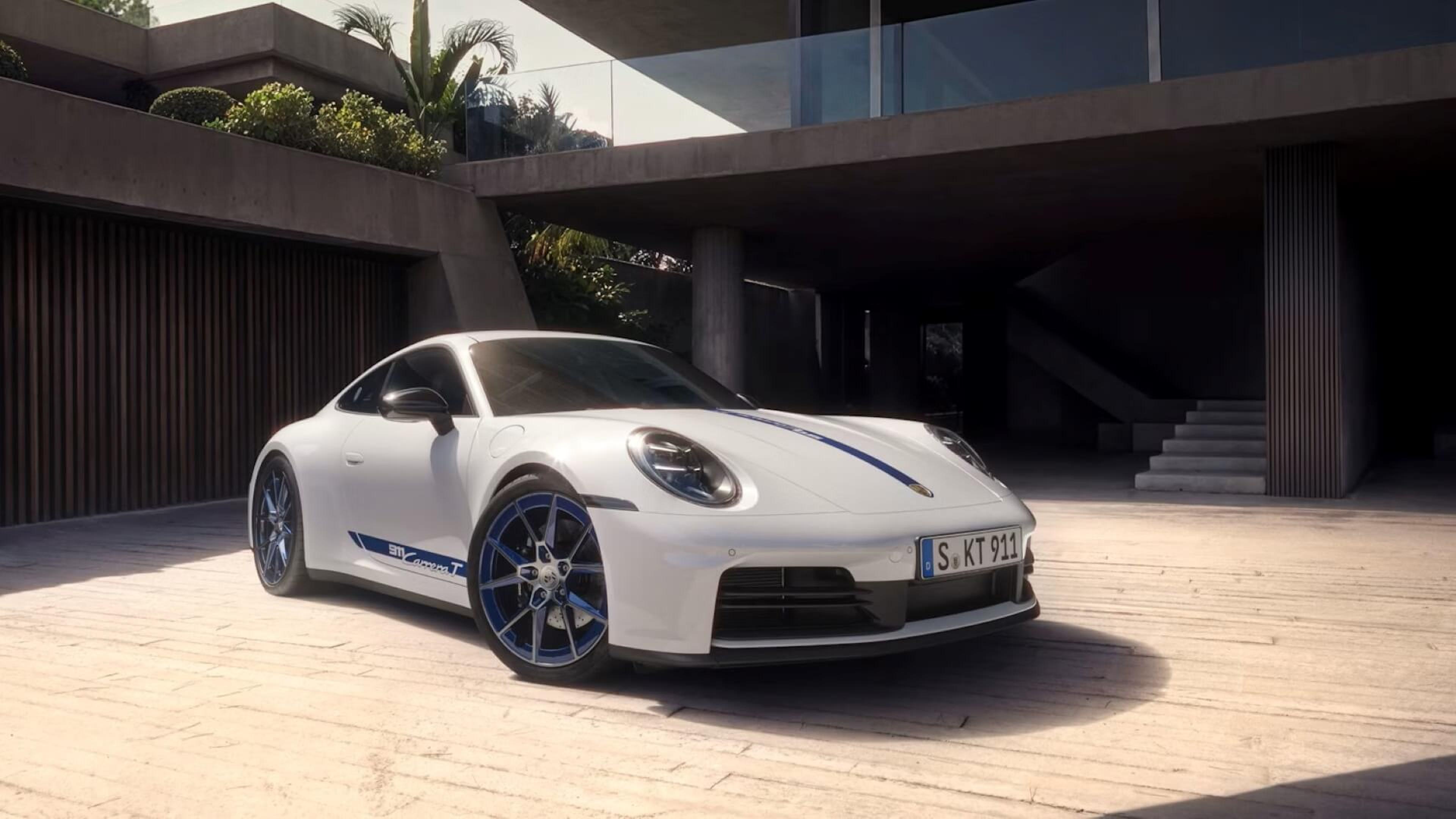 2025 Porsche Porsche 911 Design - Feature Image