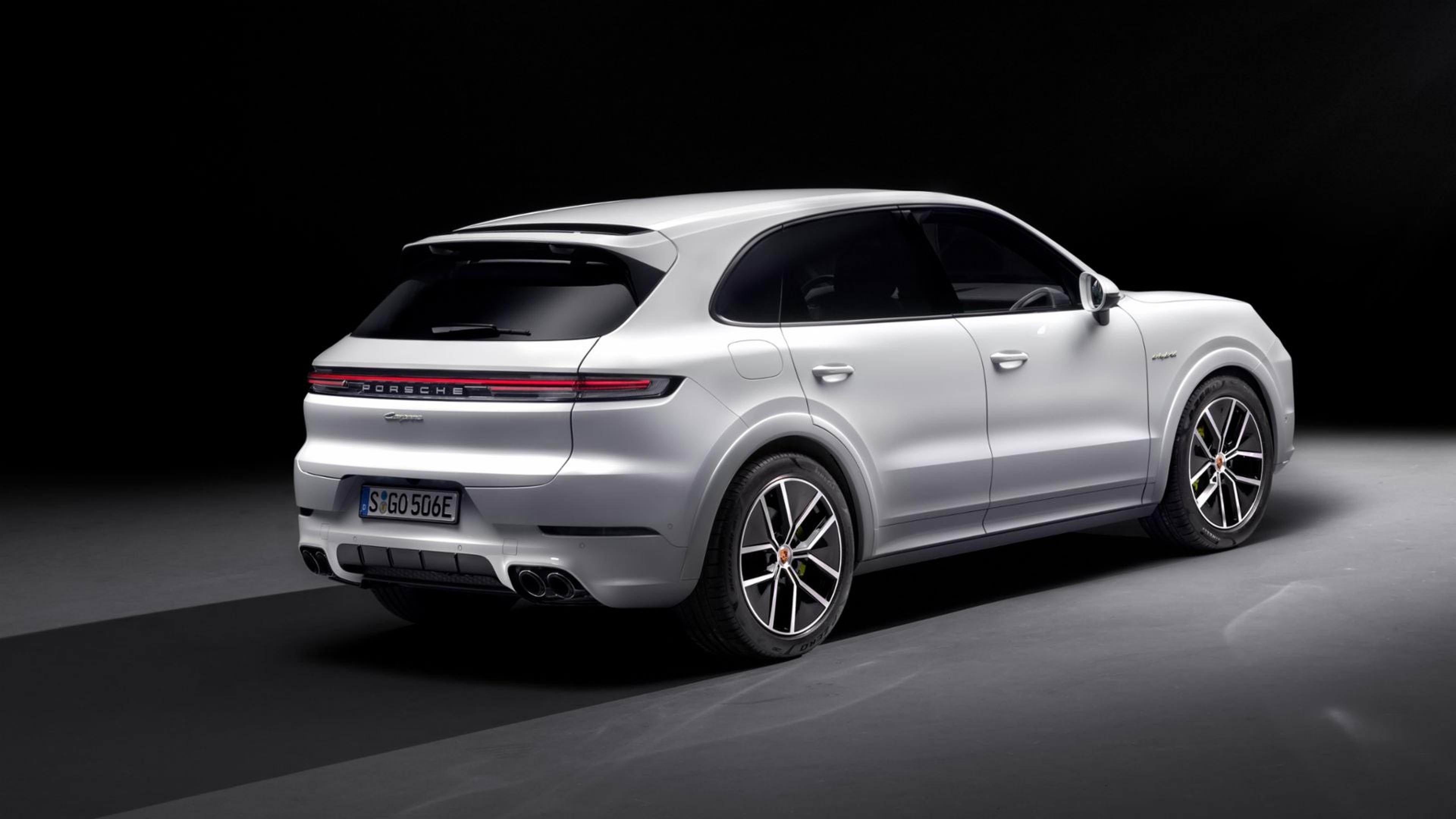 Porsche Cayenne – Modern Means Adaptive