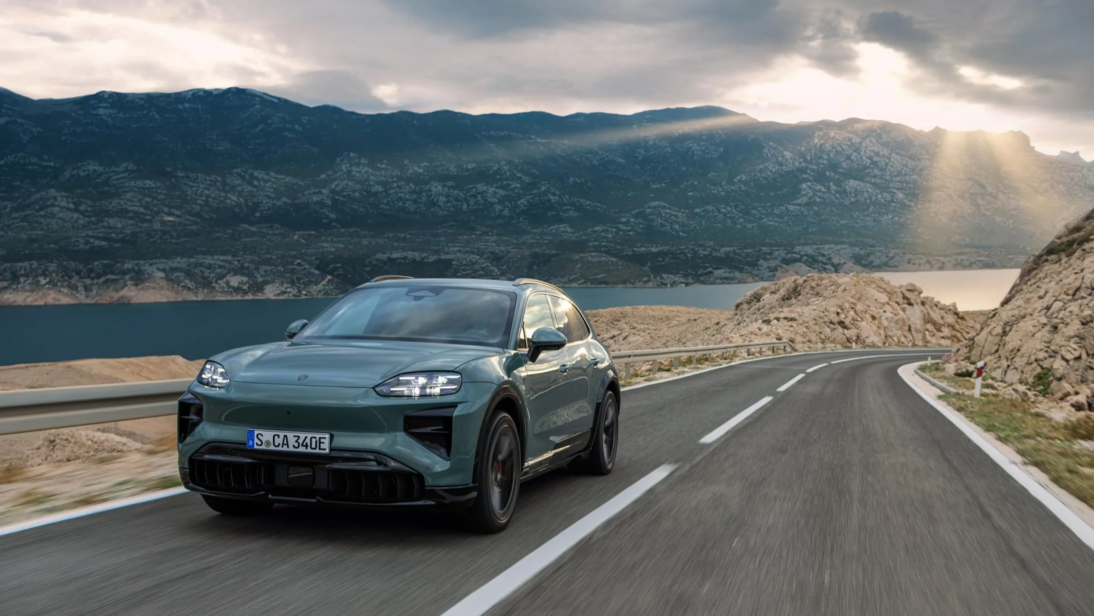 2026 Porsche Cayenne Electric Exterior