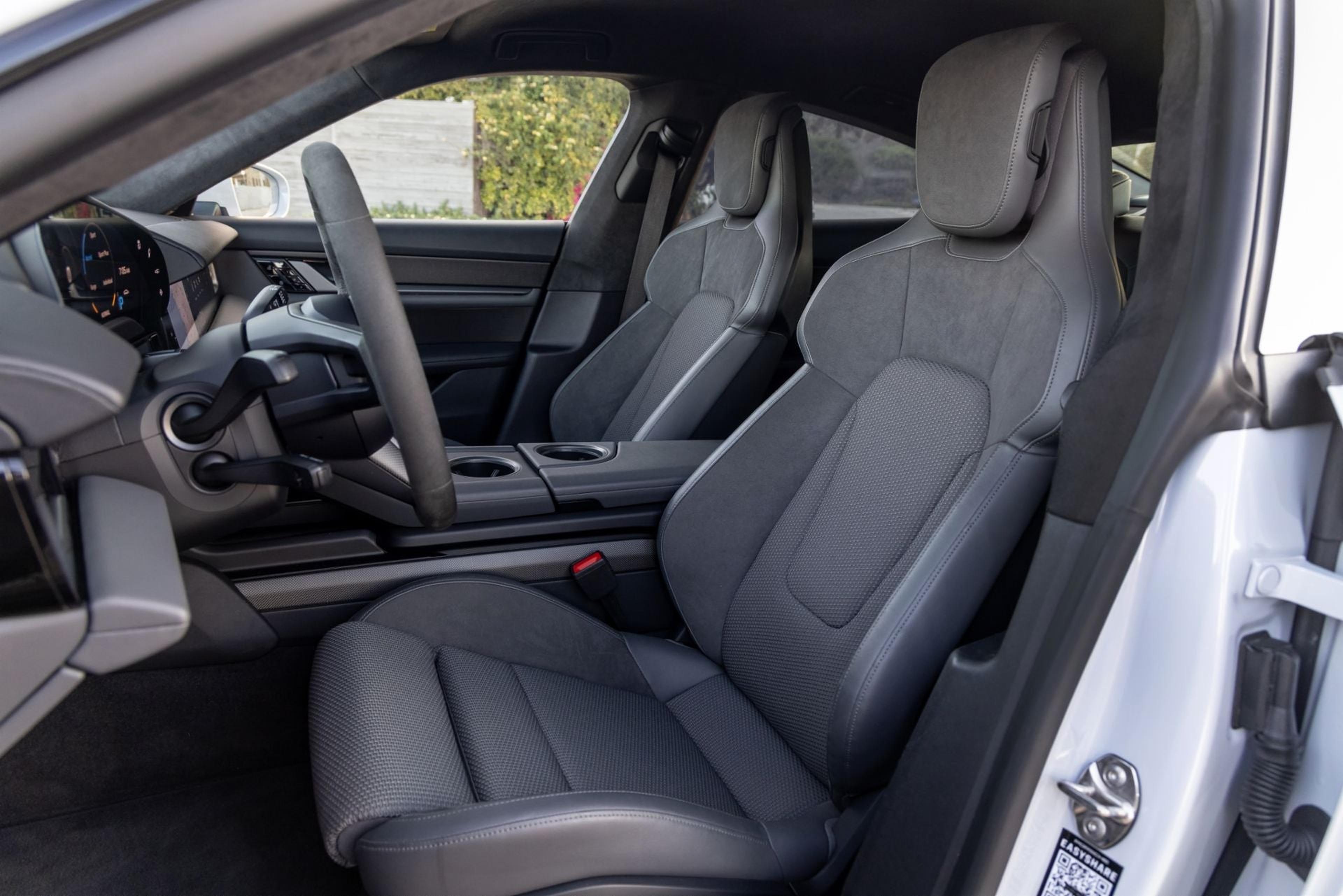 Porsche Taycan – Designed For You