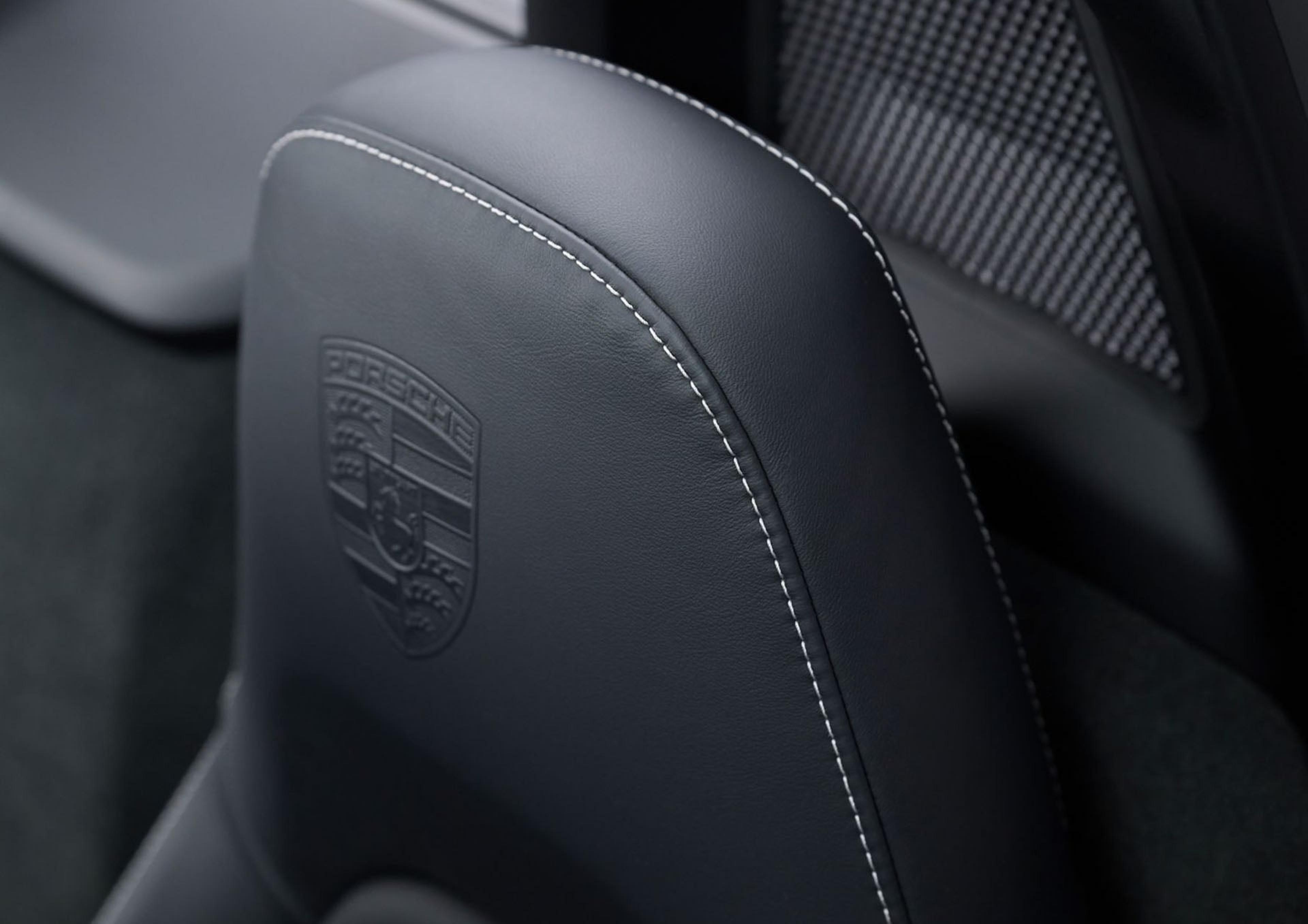 Porsche 718 Cayman – GT Sport Steering