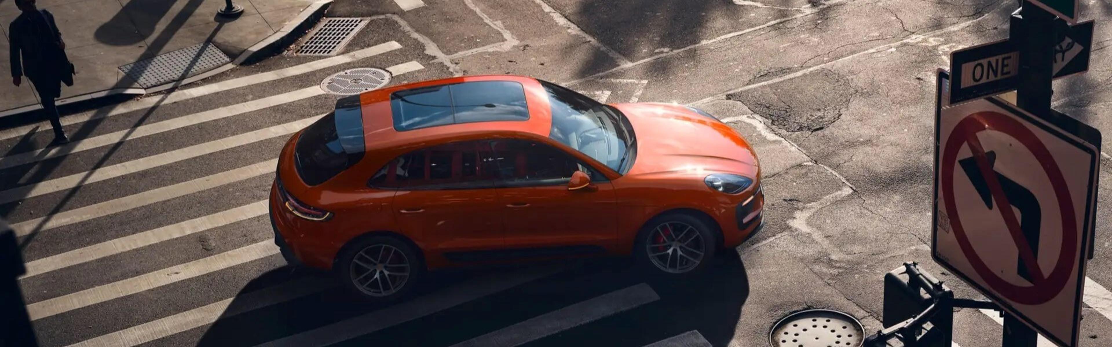 2025 Porsche Macan Banner