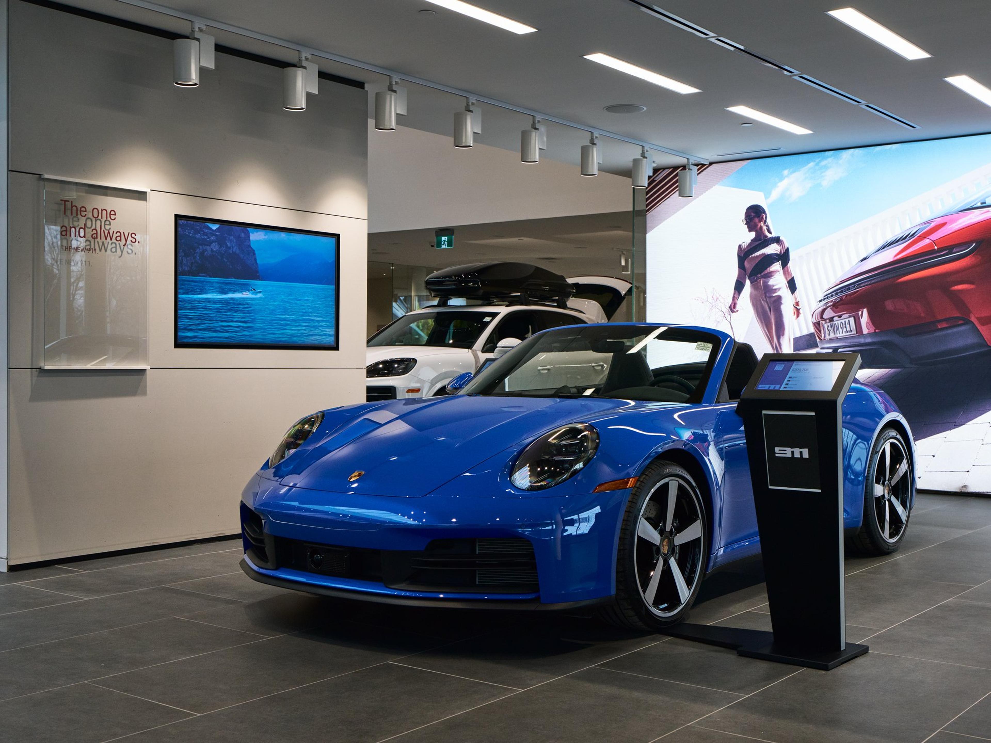Porsche Experience Centre Feature Vehicle Presentation