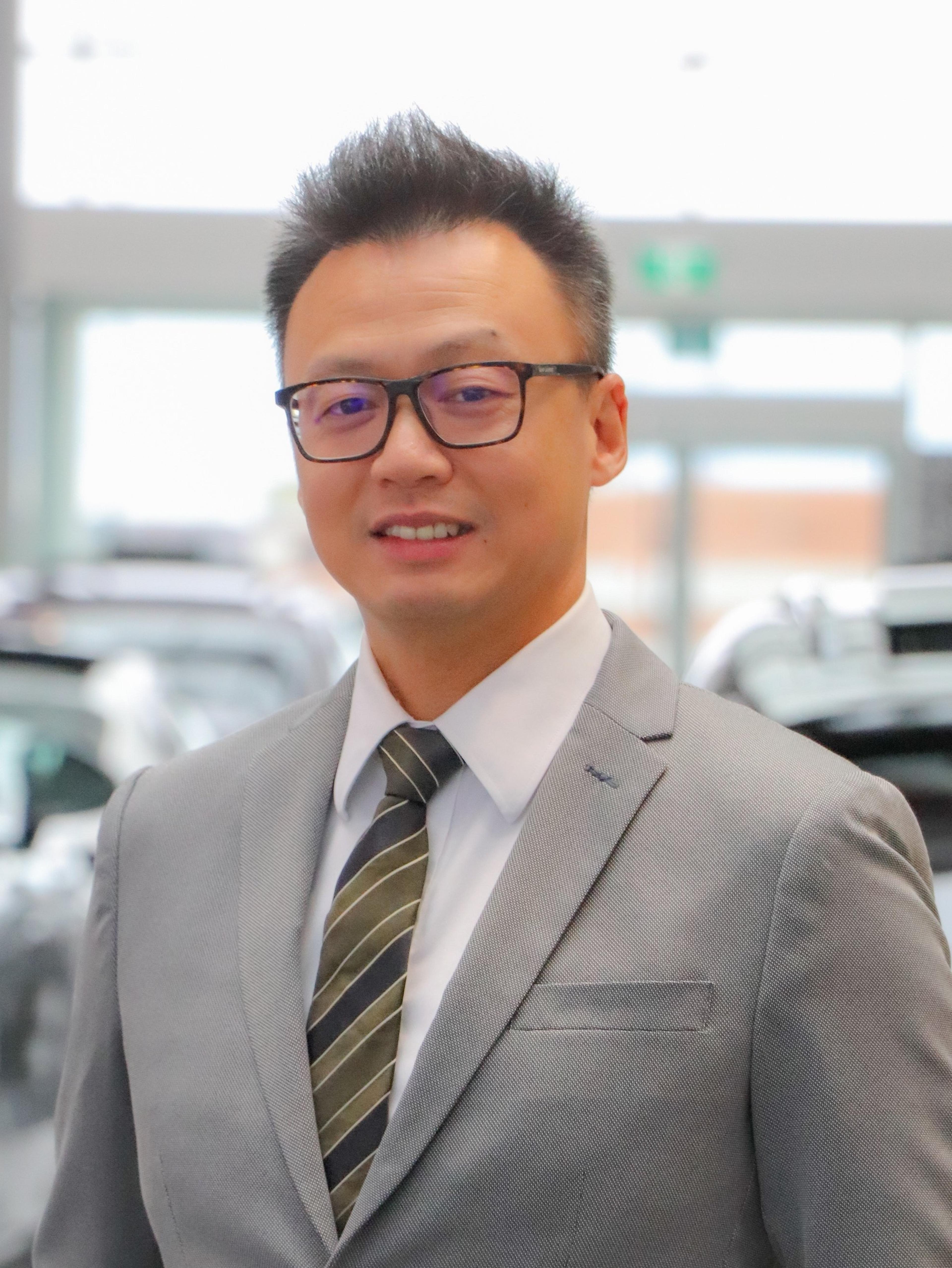 Thomas	Tsang