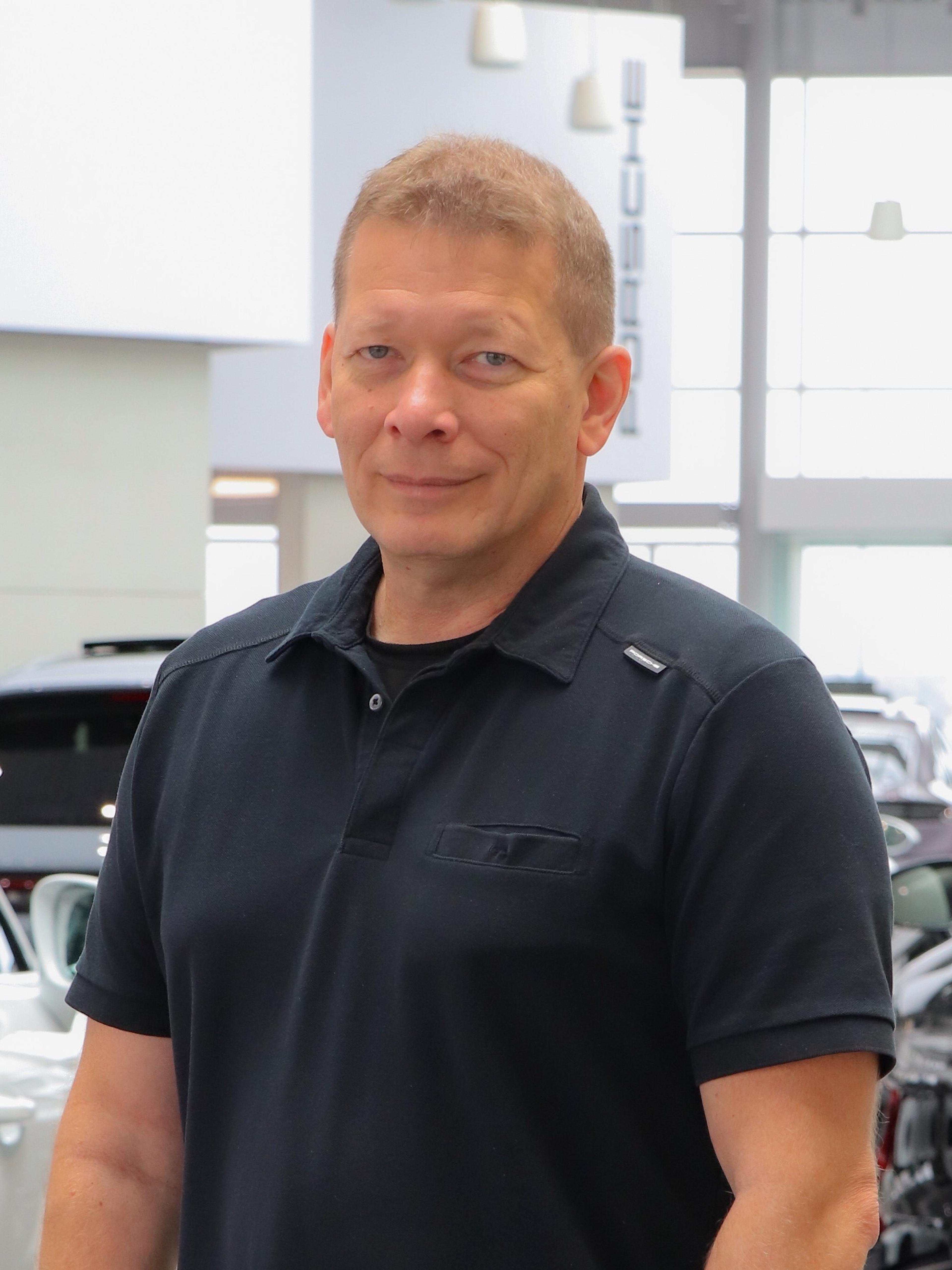 Kurt Cheekan
