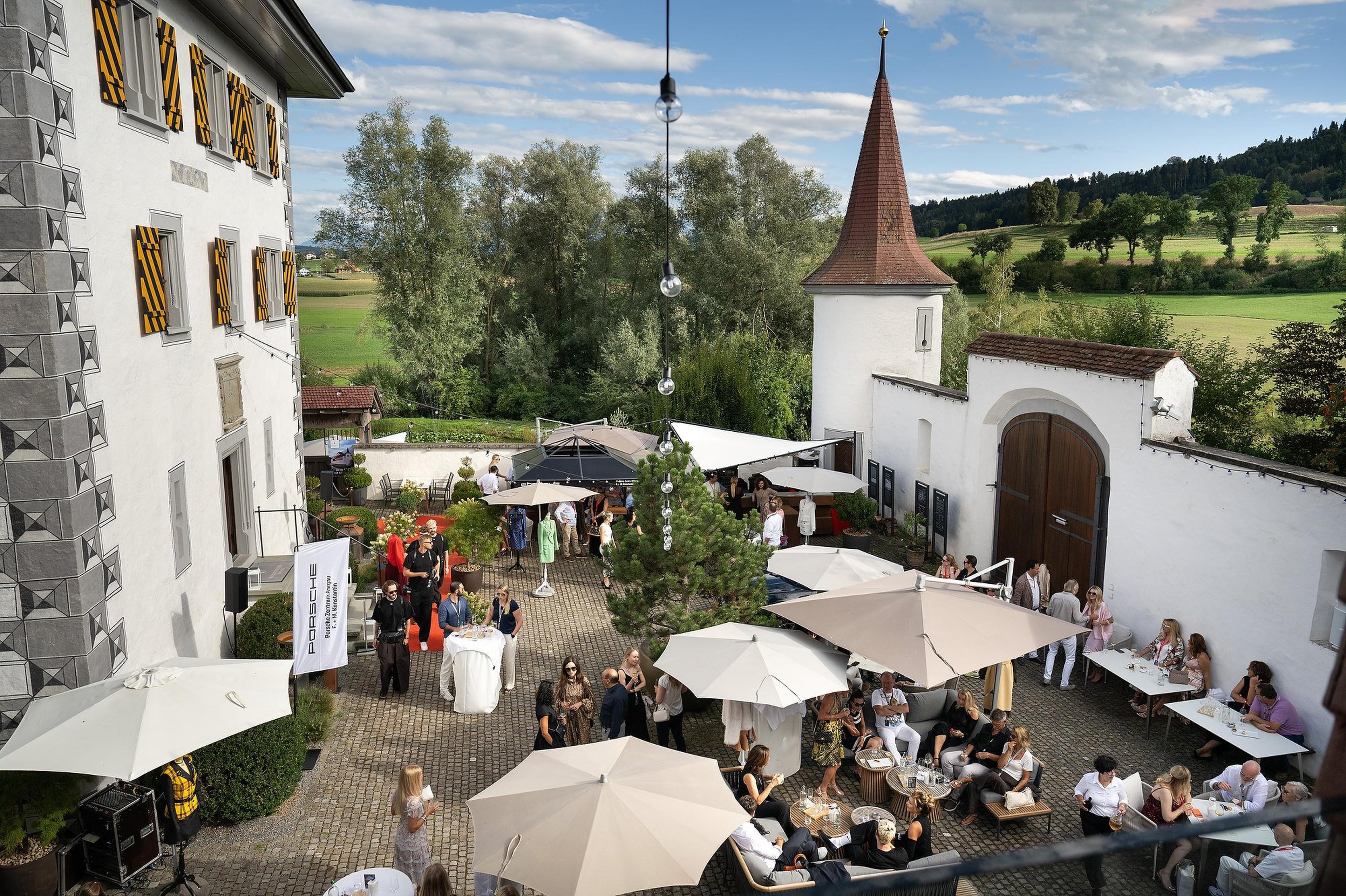Rückblick: Stilvoller Sommerabend im Wasserschloss Wyher