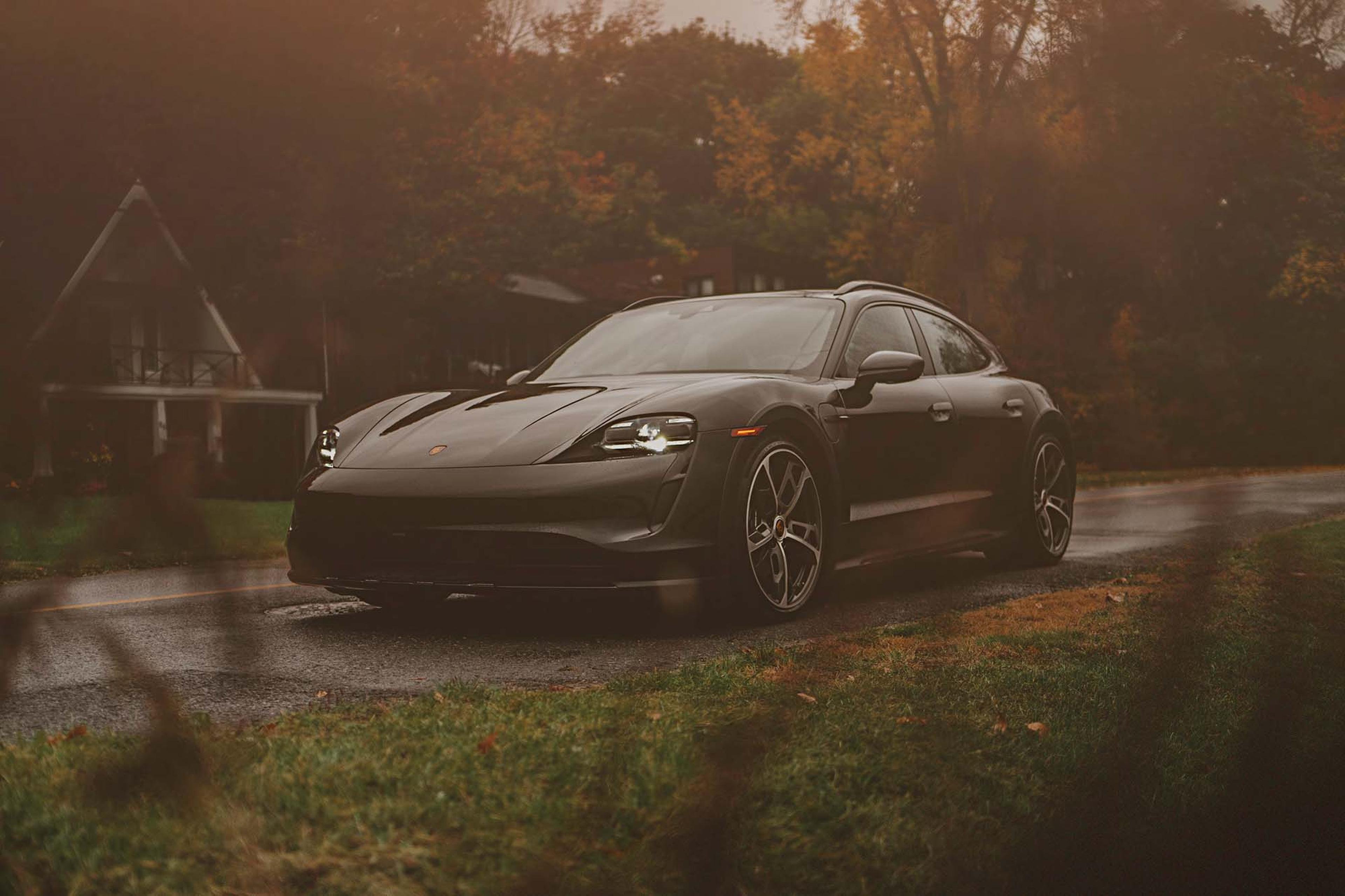 100% Électrique. 100% Porsche.