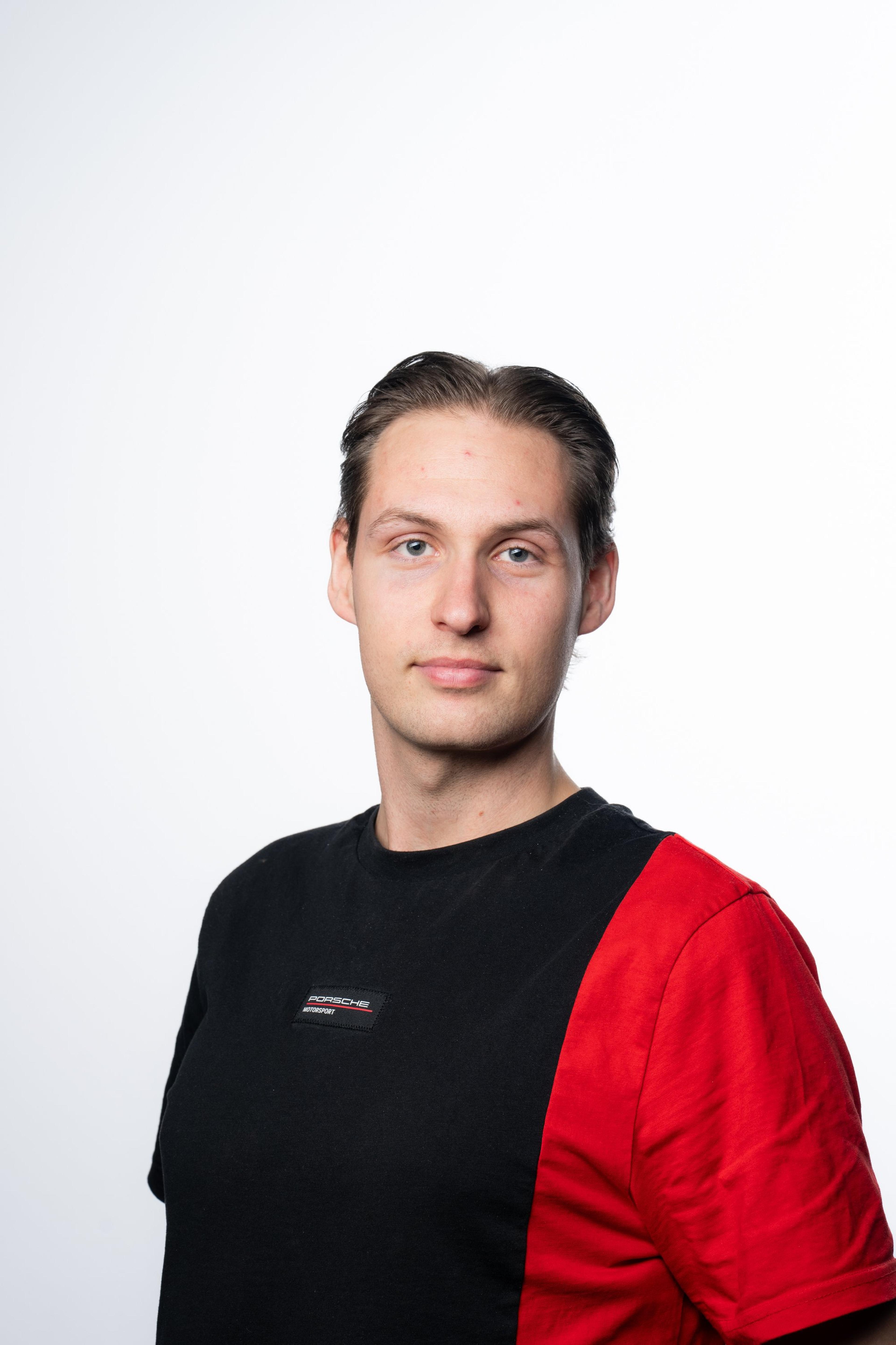 Adrian Farstad Moe