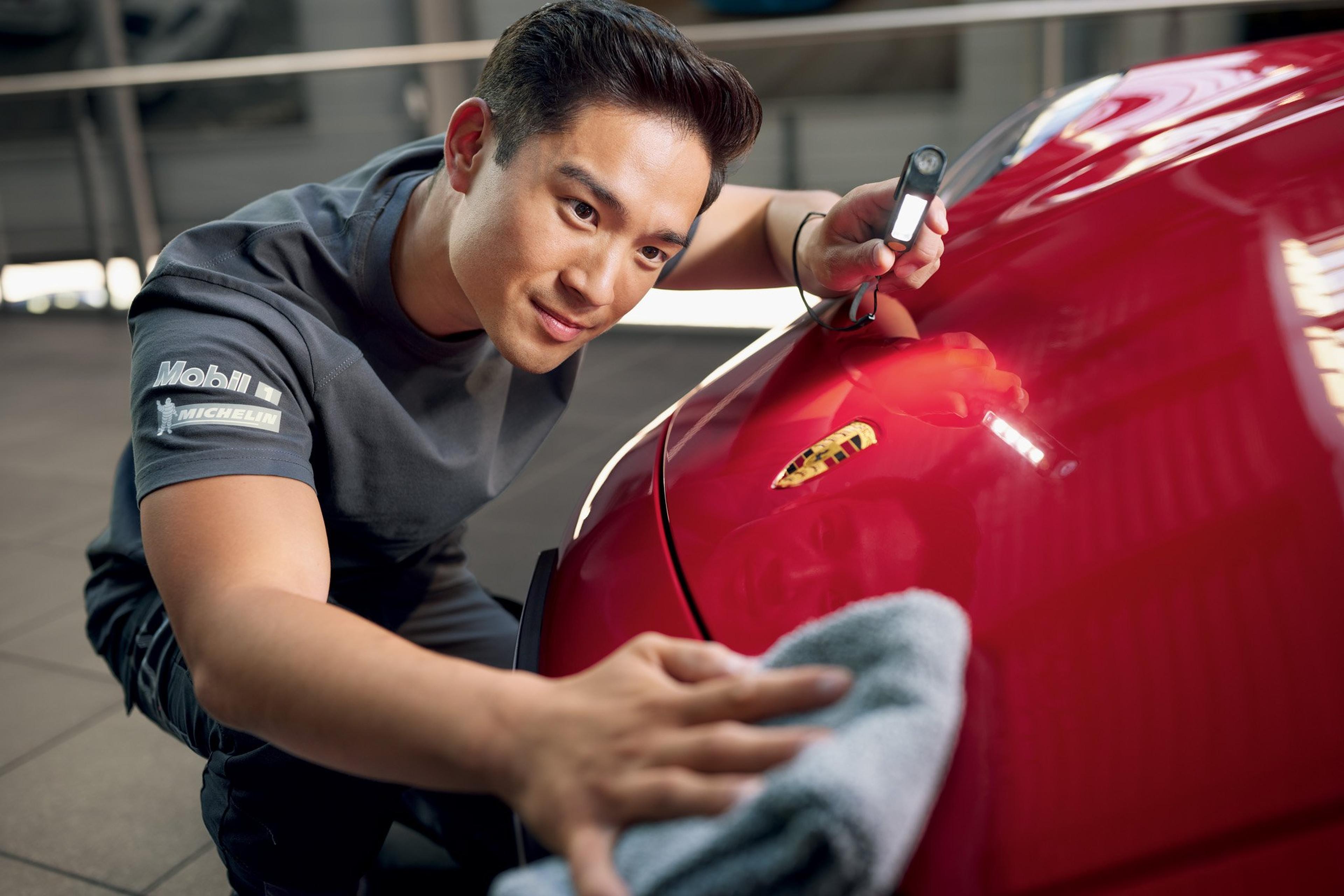 Porsche Centre North Toronto Detailing Packages