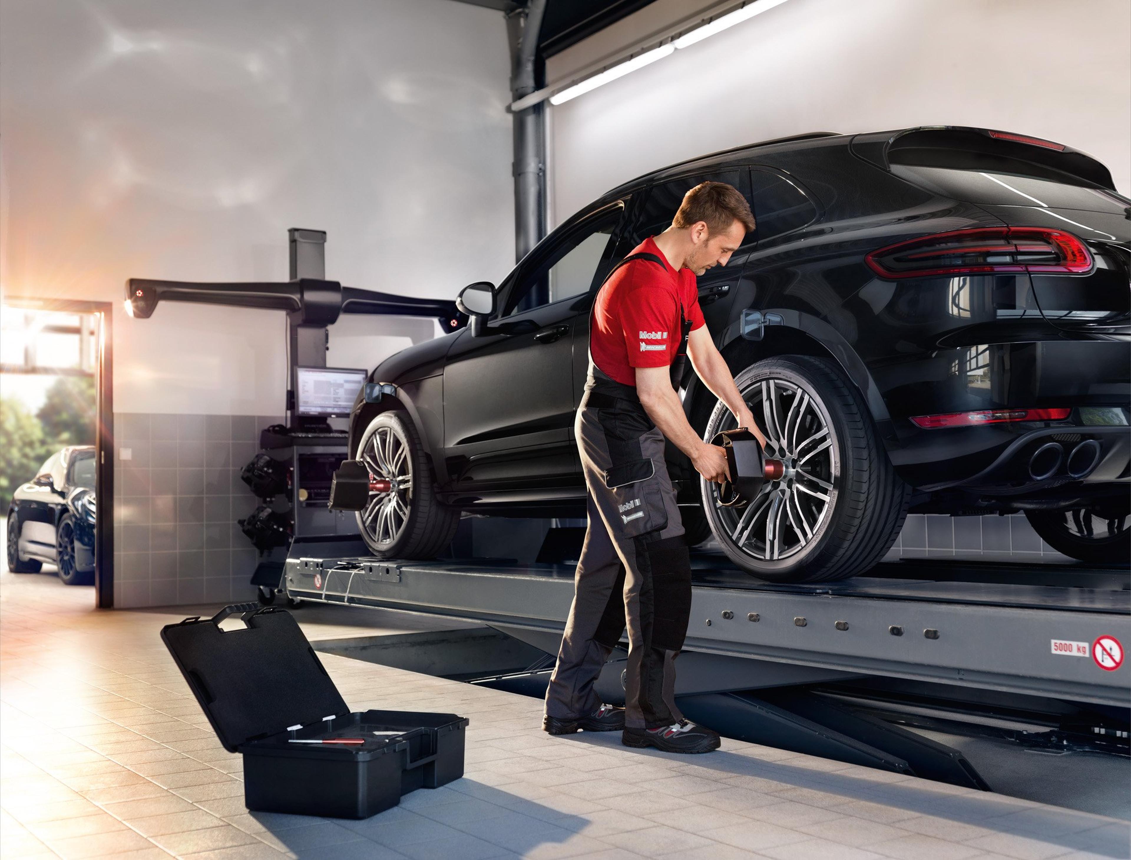 Porsche of London Alignment