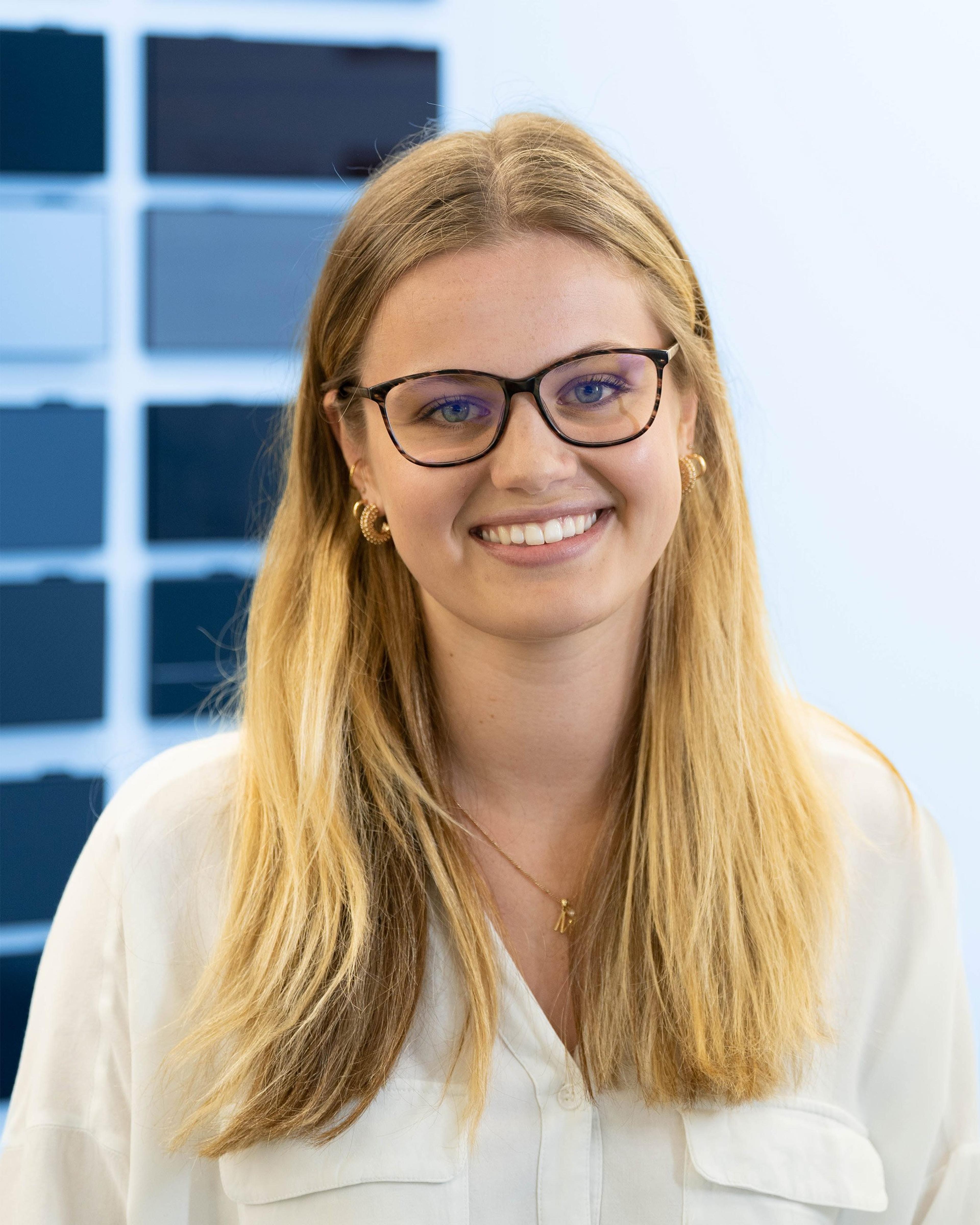 Photo of Julie Obrist